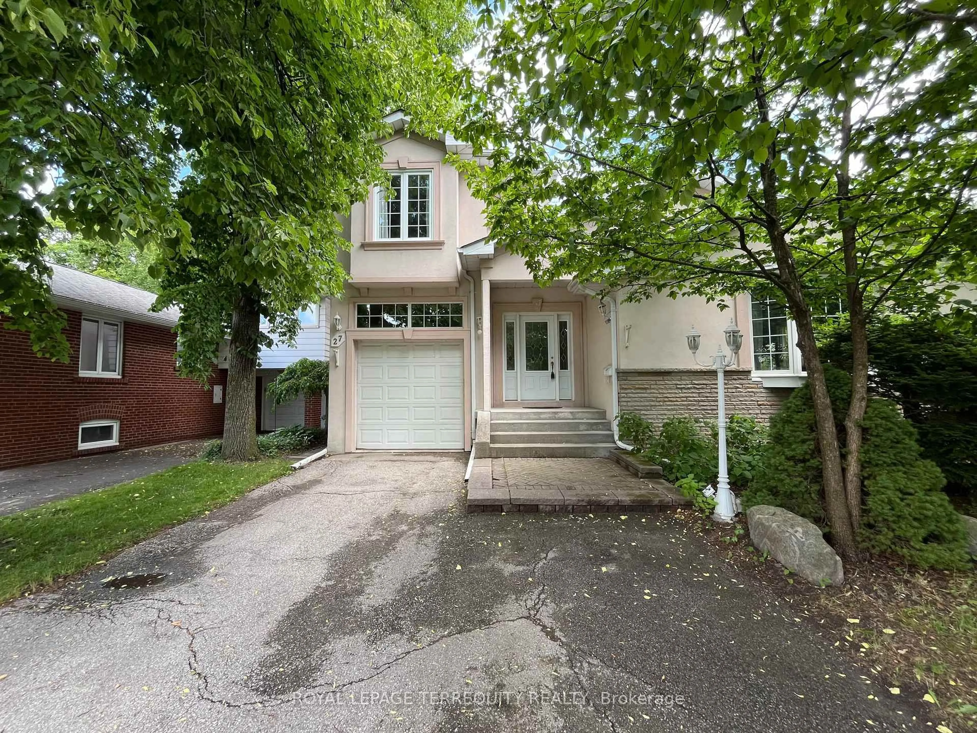 Unknown for 27 Shadwick Dr, Toronto Ontario M9R 2V6