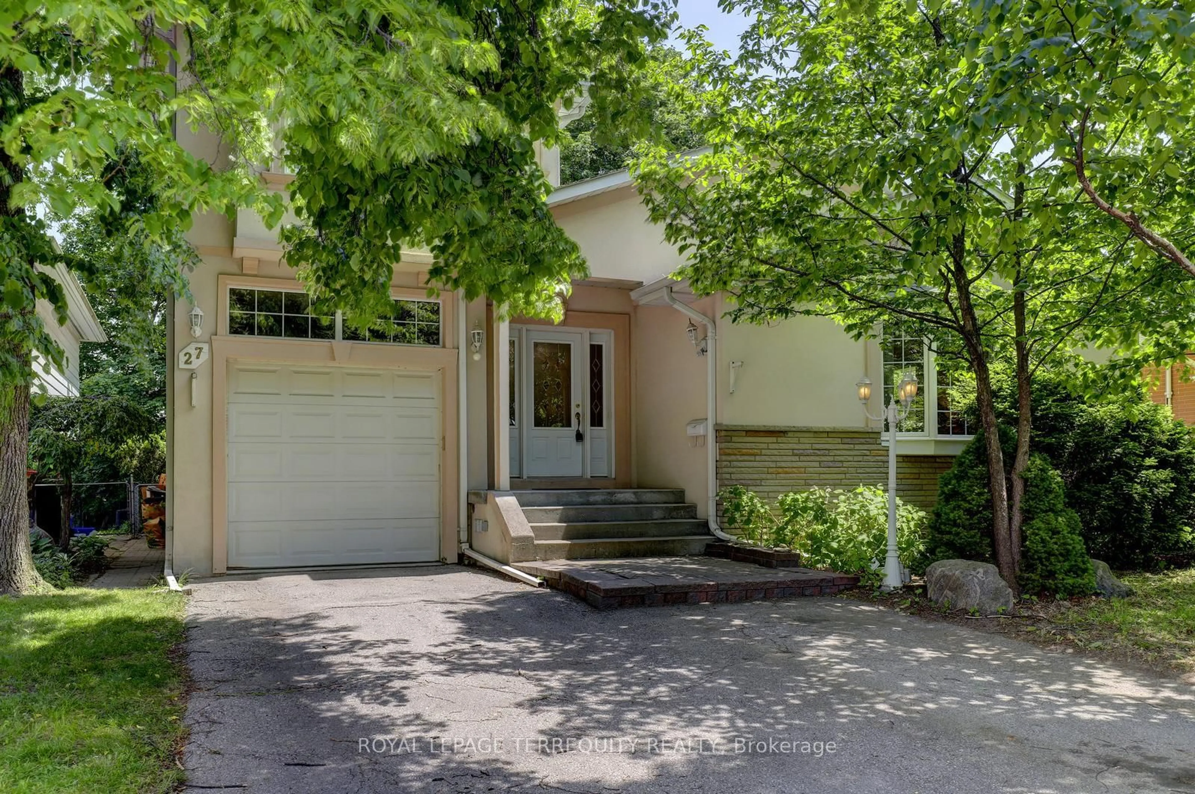 Unknown for 27 Shadwick Dr, Toronto Ontario M9R 2V6