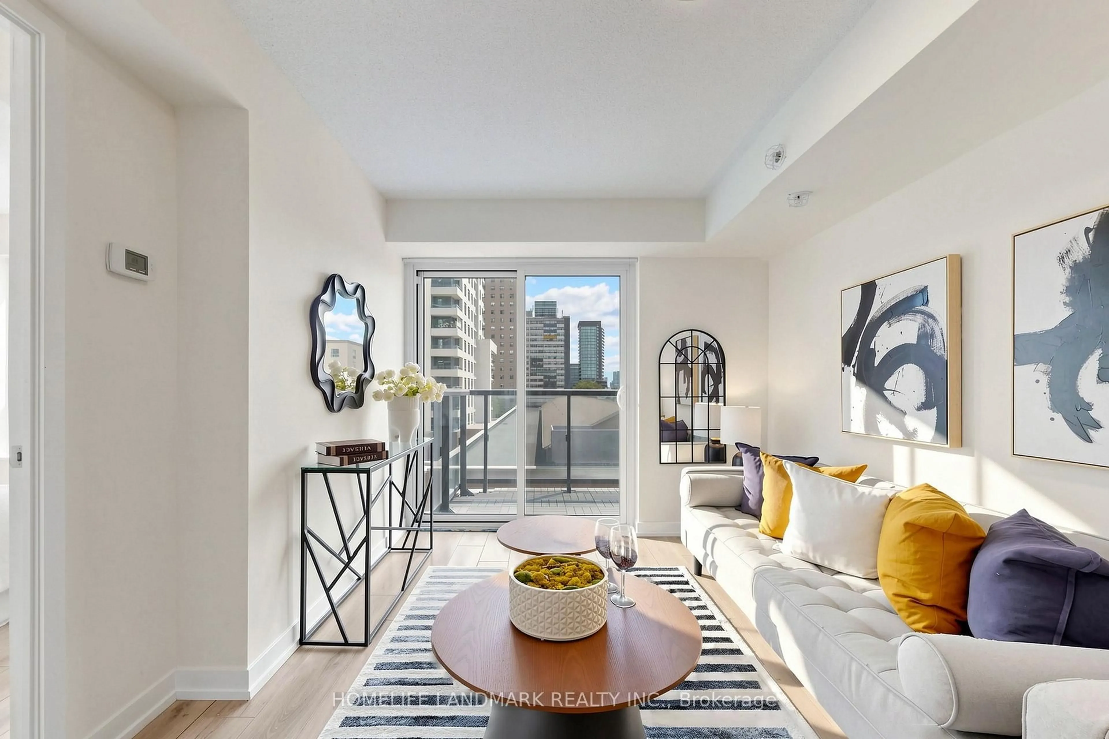 Living room with furniture, unknown for 1420 Dupont St #603, Toronto Ontario M6H 0C2