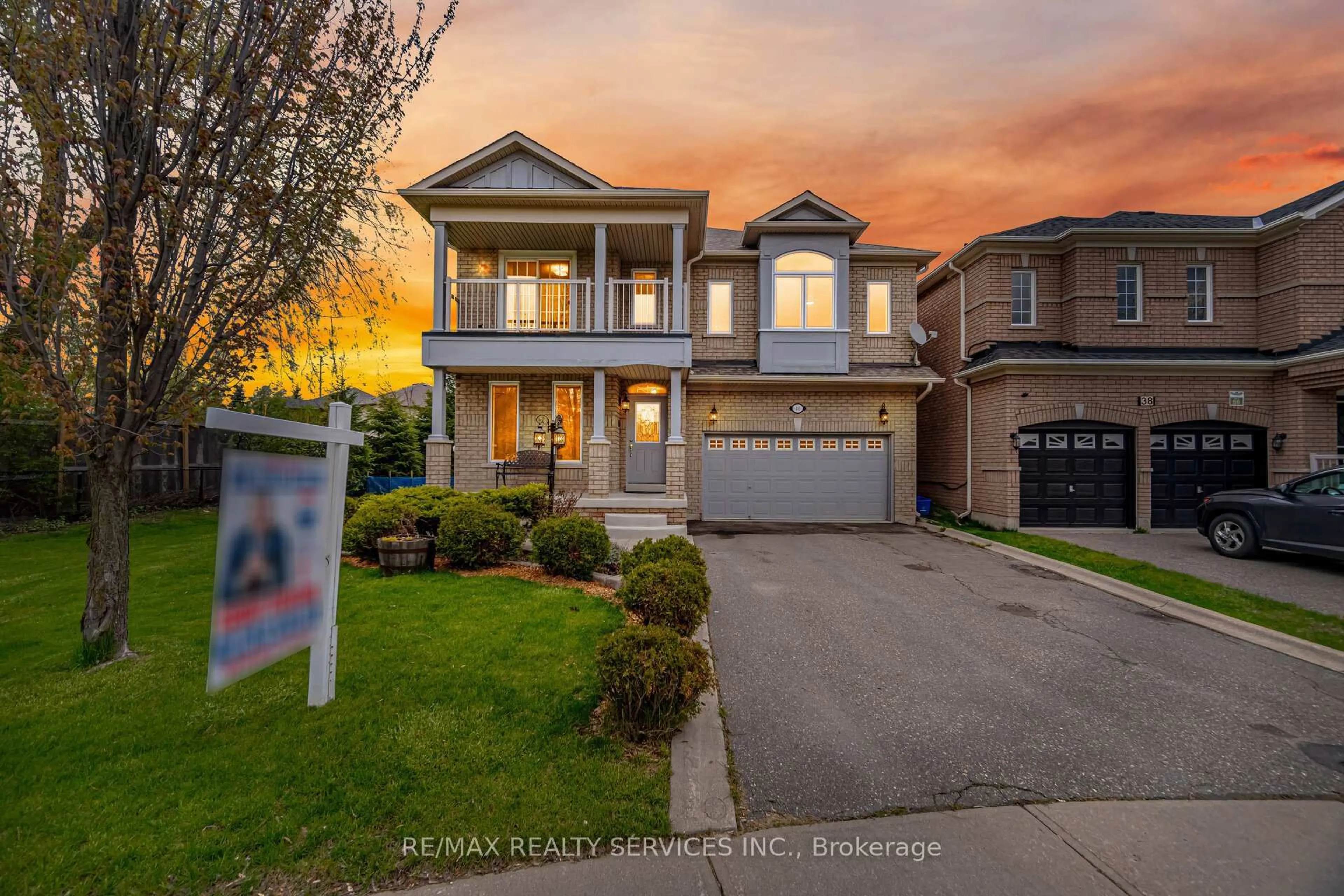 Unknown for 40 Sir Jacobs Cres, Brampton Ontario L7A 3V2