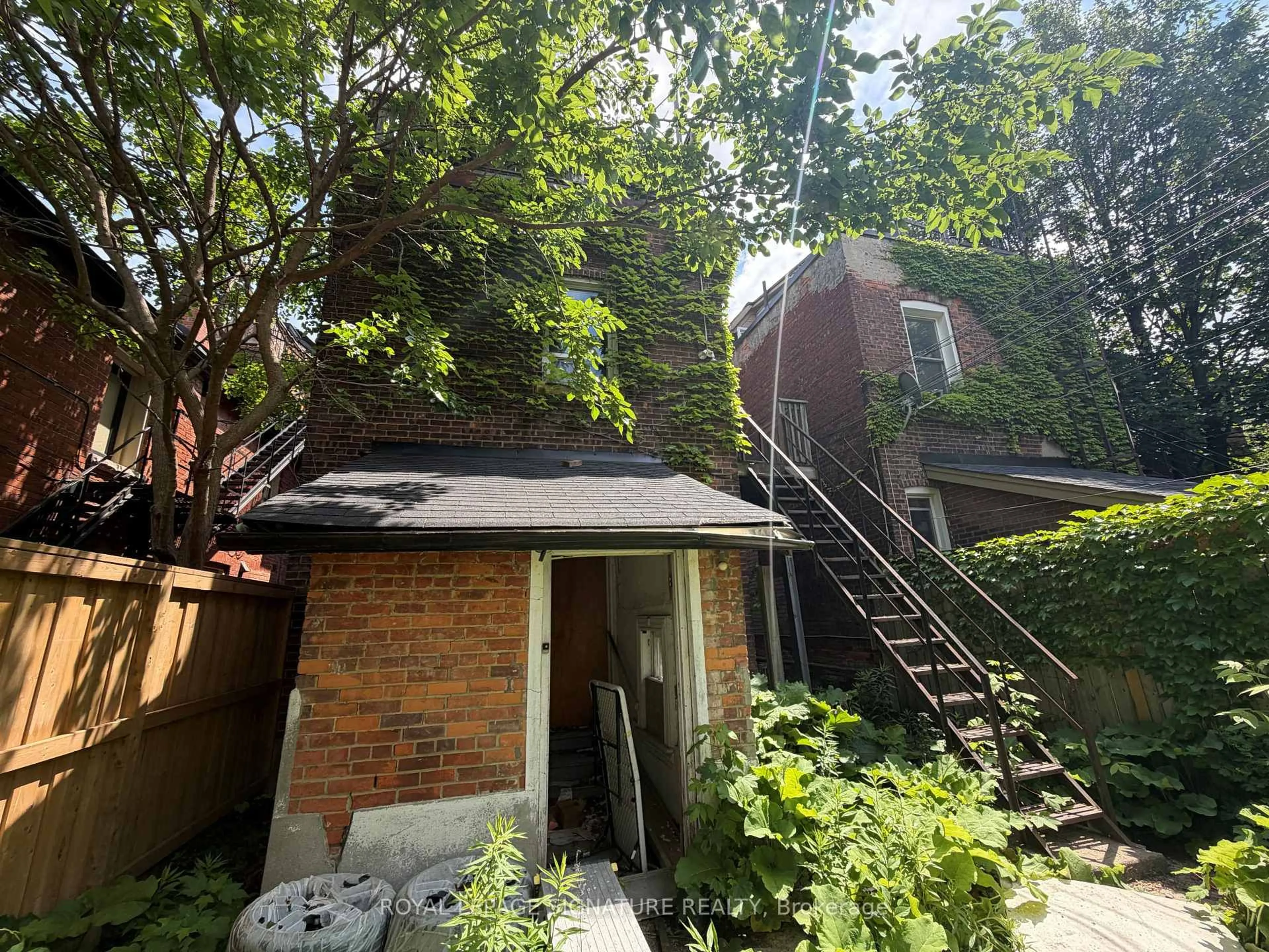 Unknown for 102 Cowan Ave, Toronto Ontario M6K 2N4