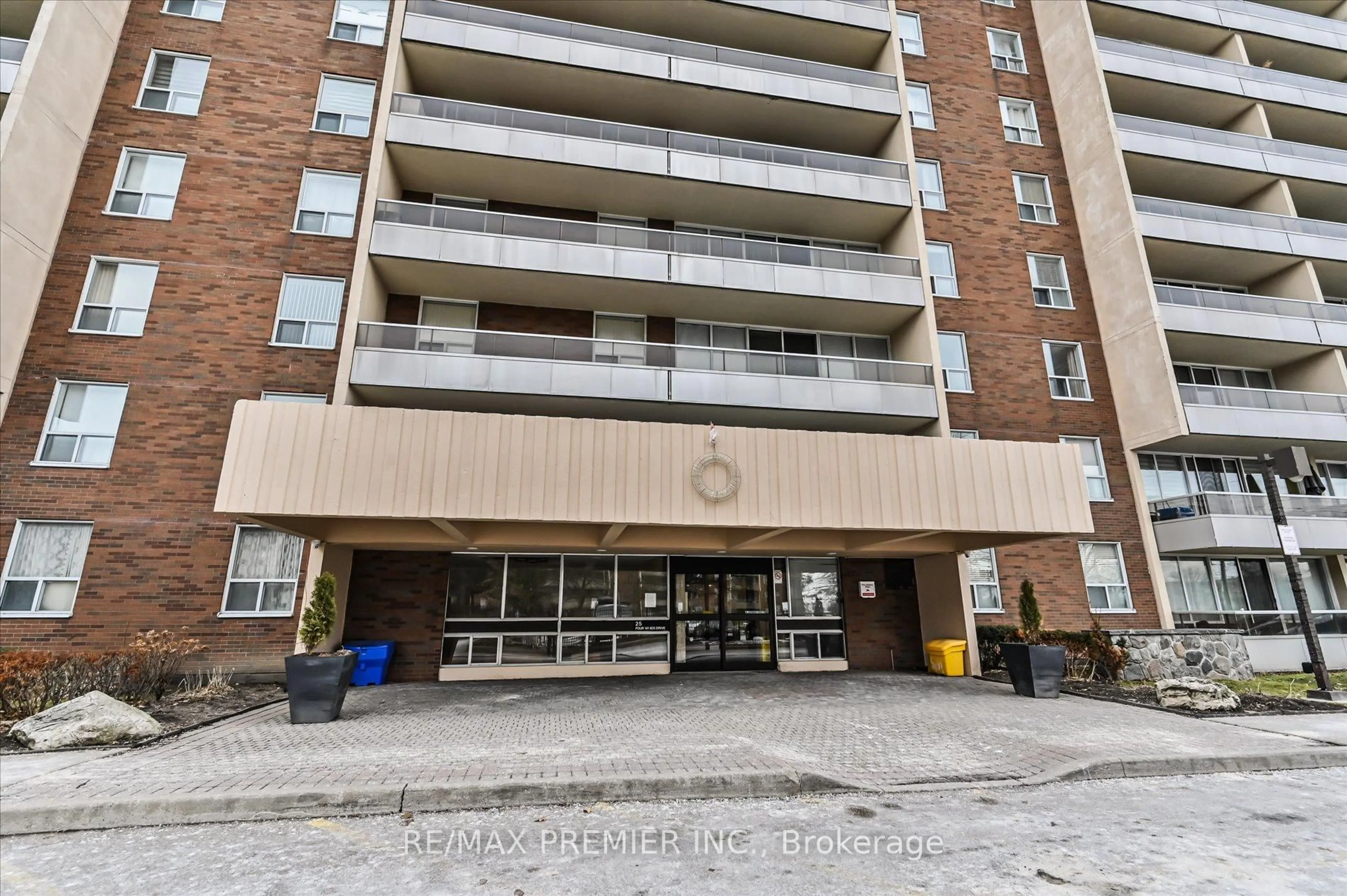 Unknown for 25 Four Winds Dr #604, Toronto Ontario M3J 1K8