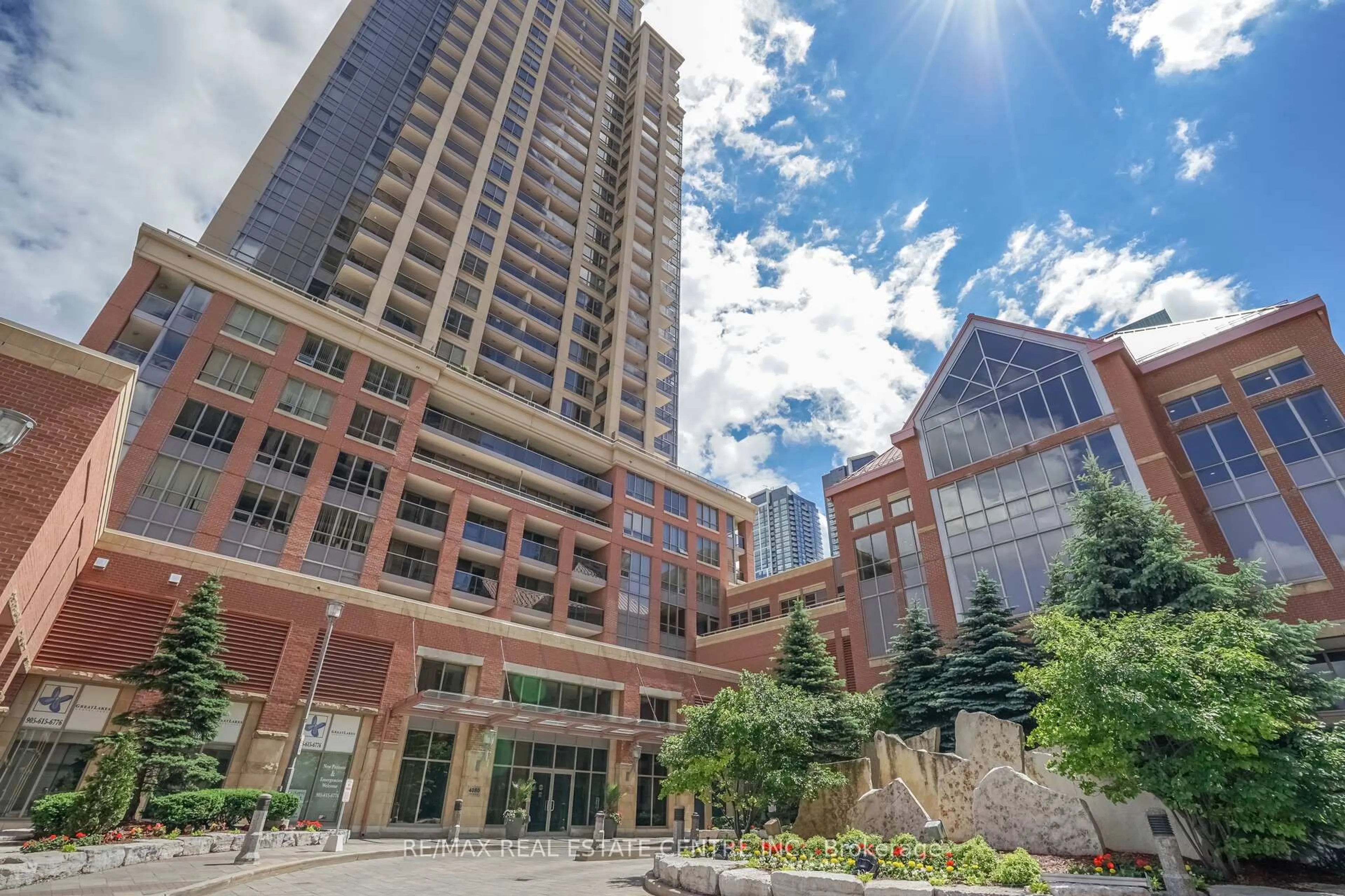 Patio, unknown for 4080 Living Arts Dr #1611, Mississauga Ontario L5B 4N3