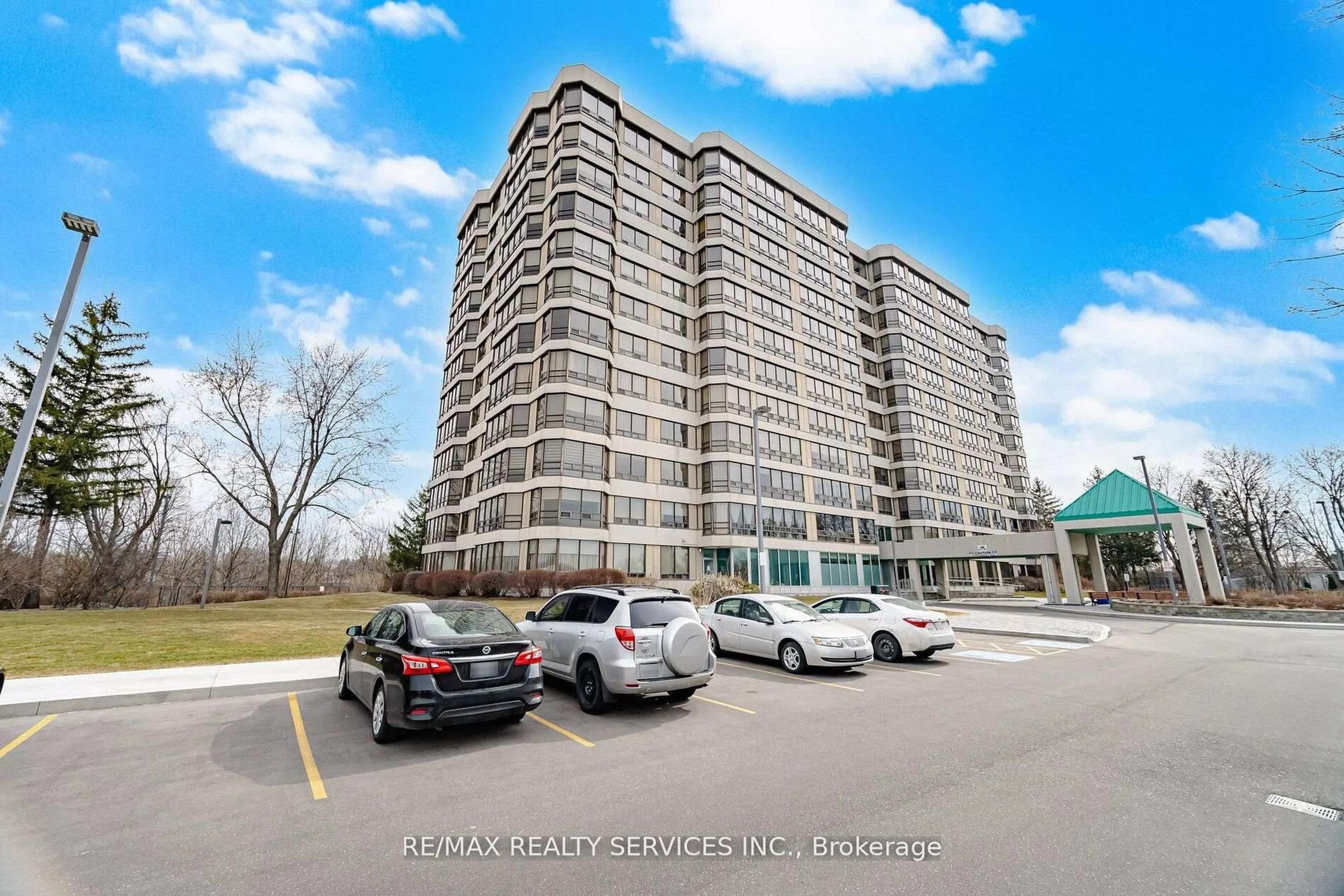 Unknown for 330 Mill St #711, Brampton Ontario L6Y 3V3