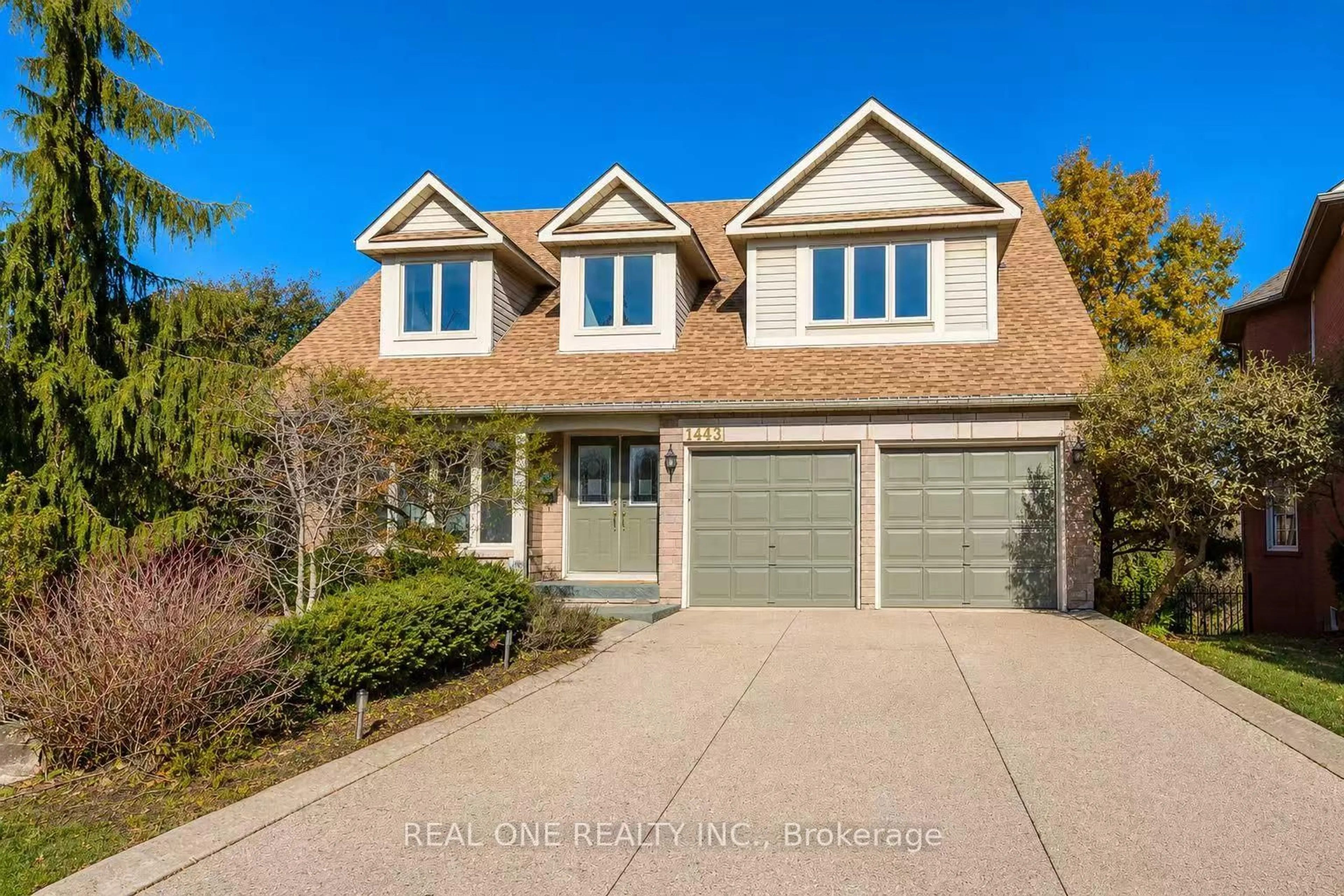 Home with brick exterior material, street for 1443 Bayshire Dr, Oakville Ontario L6H 6E8