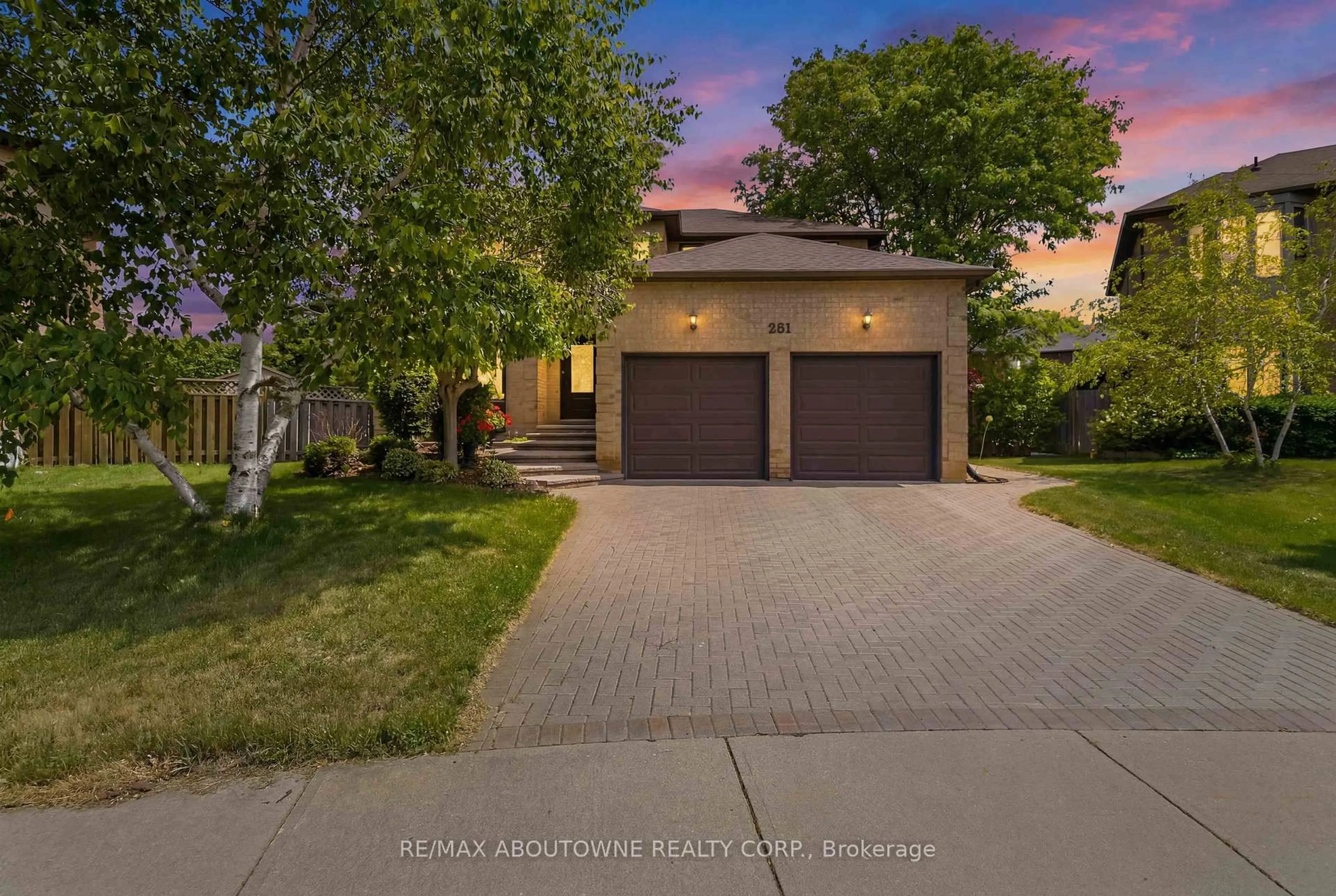 Home with brick exterior material, street for 281 Leacock Ave, Oakville Ontario L6H 5J3