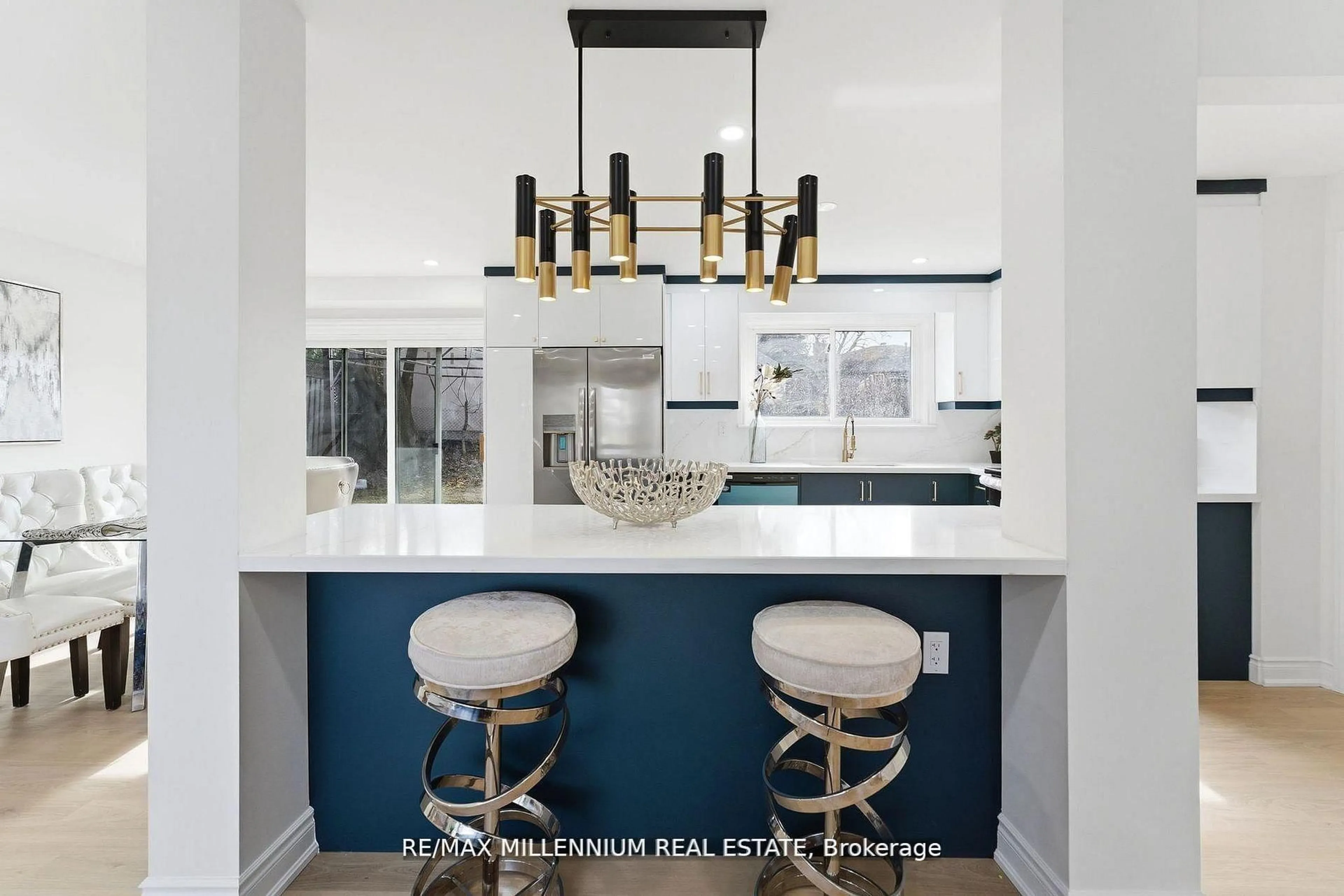 Contemporary kitchen, ceramic/tile floor for 30 Allendale Rd, Brampton Ontario L6W 2Y8