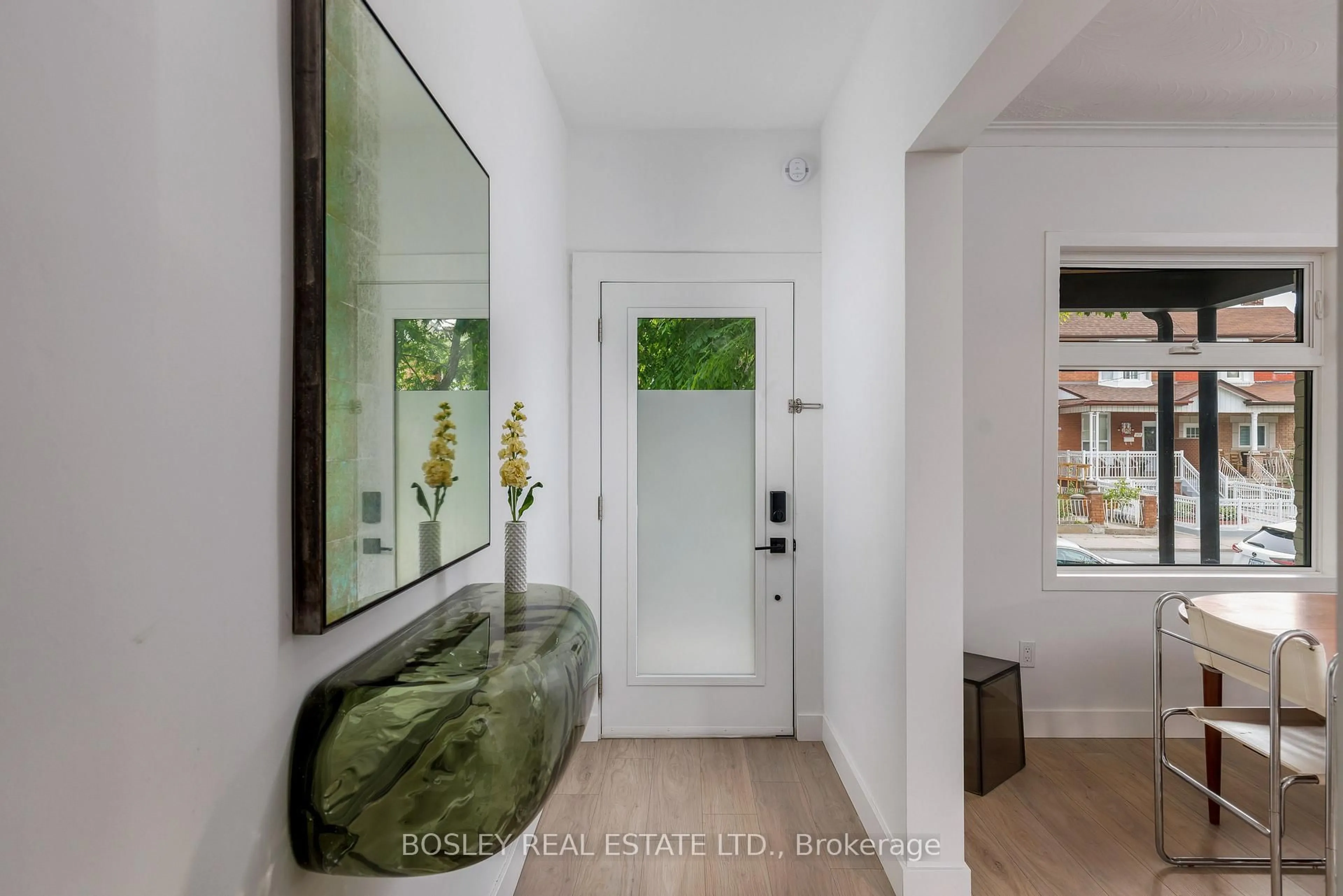 Indoor entryway for 188 Symington Ave, Toronto Ontario M6P 3W6