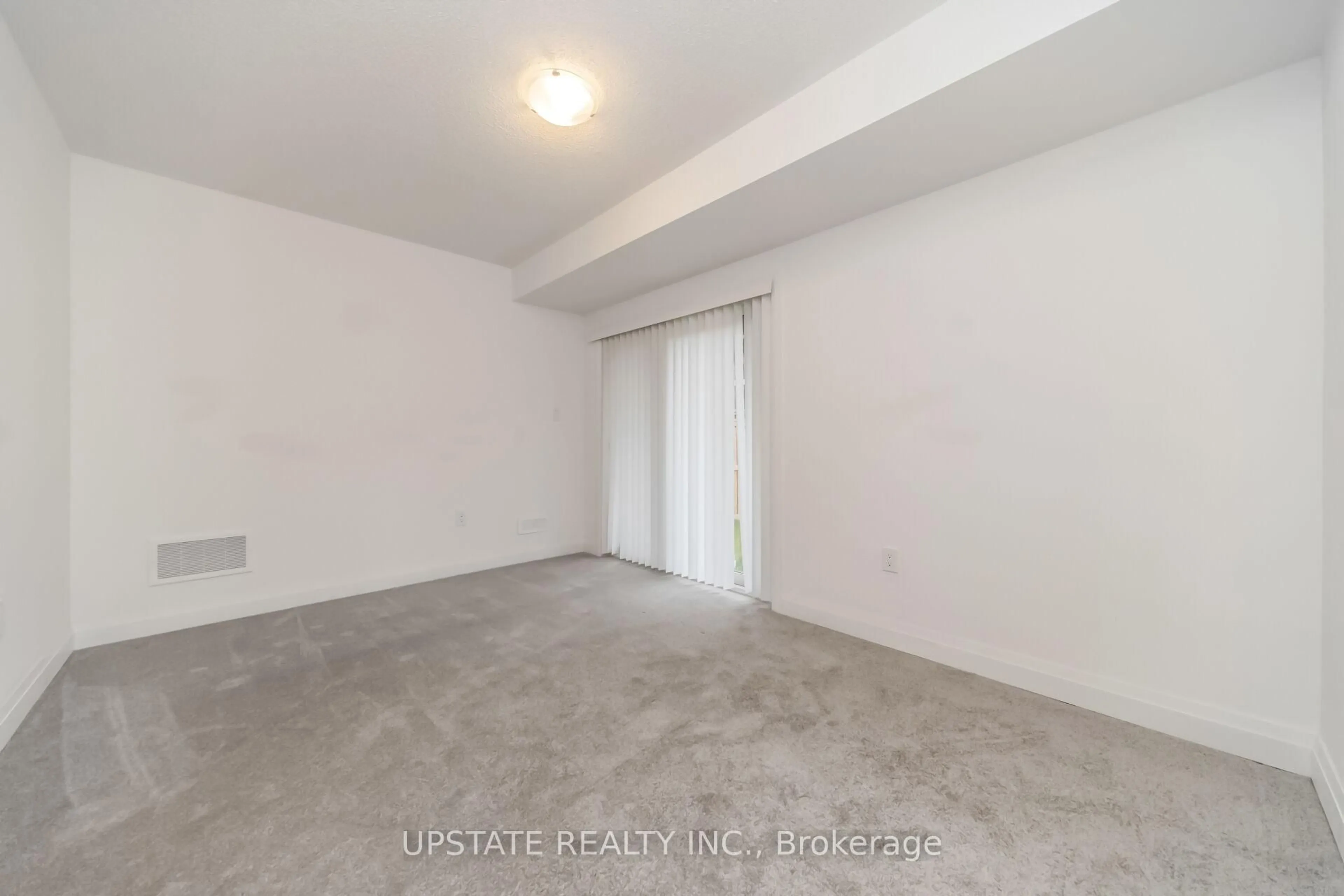 A pic of a room for 45 Humberstone Dr, Halton Hills Ontario L7G 0P5
