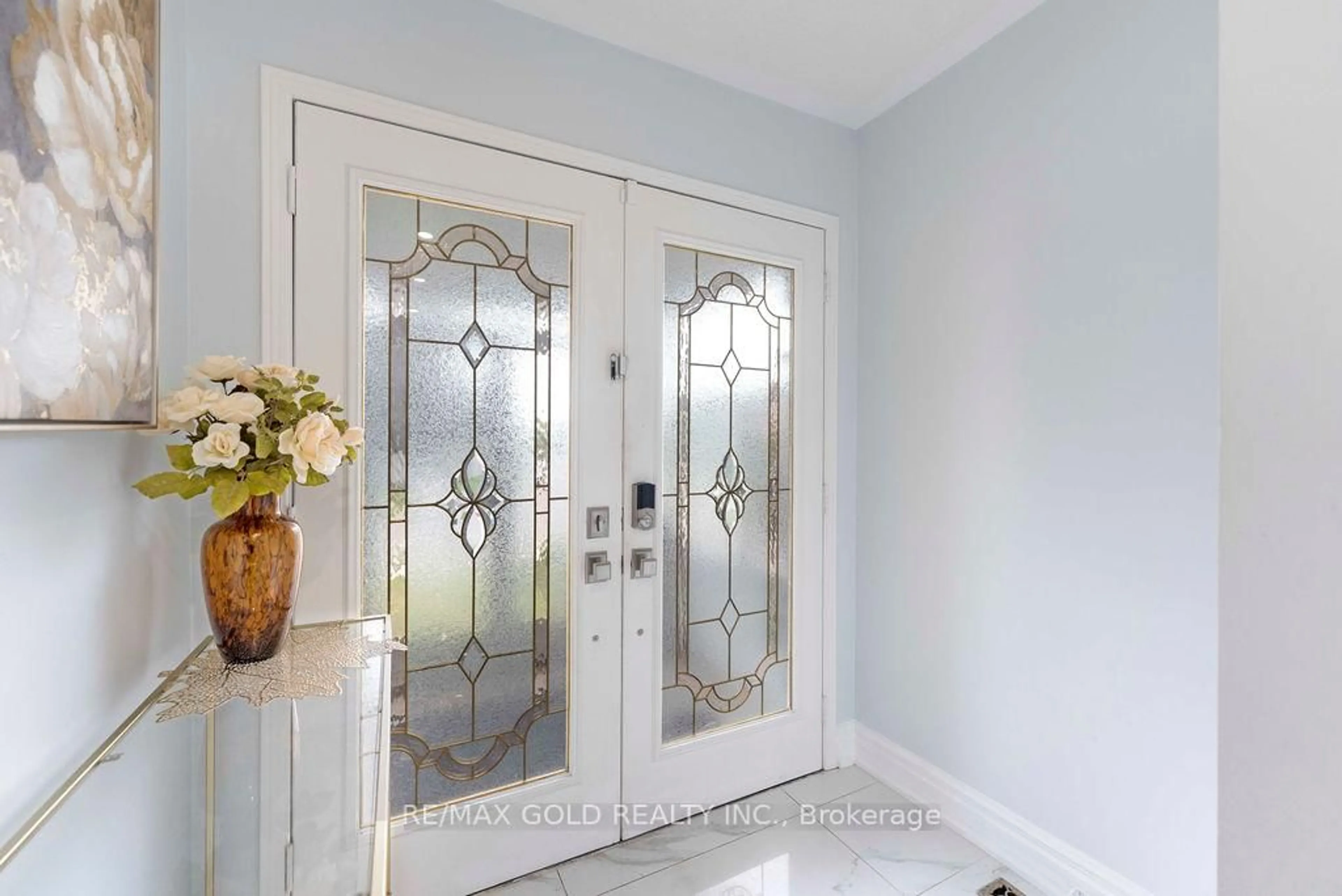 Indoor entryway for 1201 Mowat Lane, Milton Ontario L9T 5R2