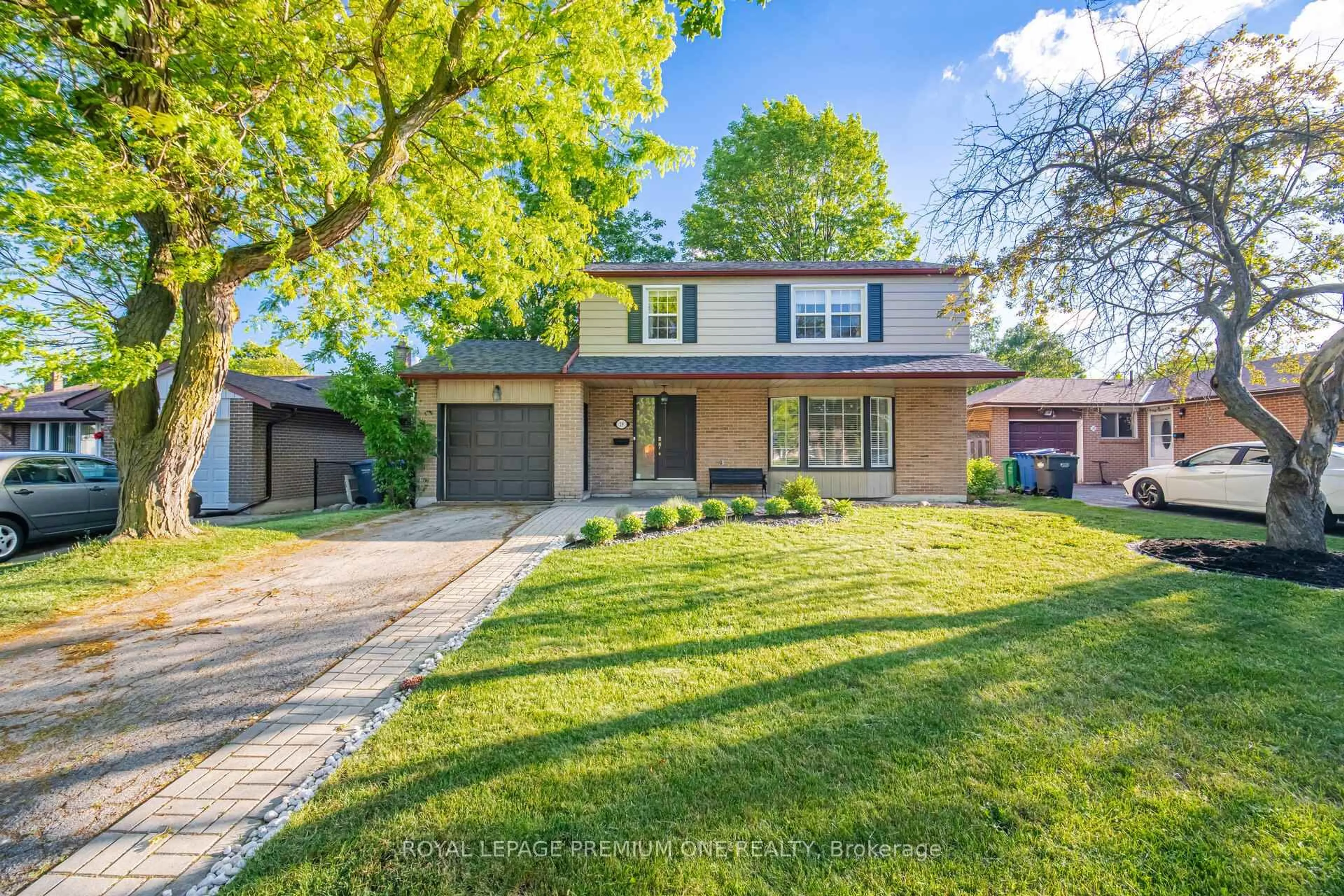Home with brick exterior material, street for 29 Appleby Dr, Brampton Ontario L6T 2S7