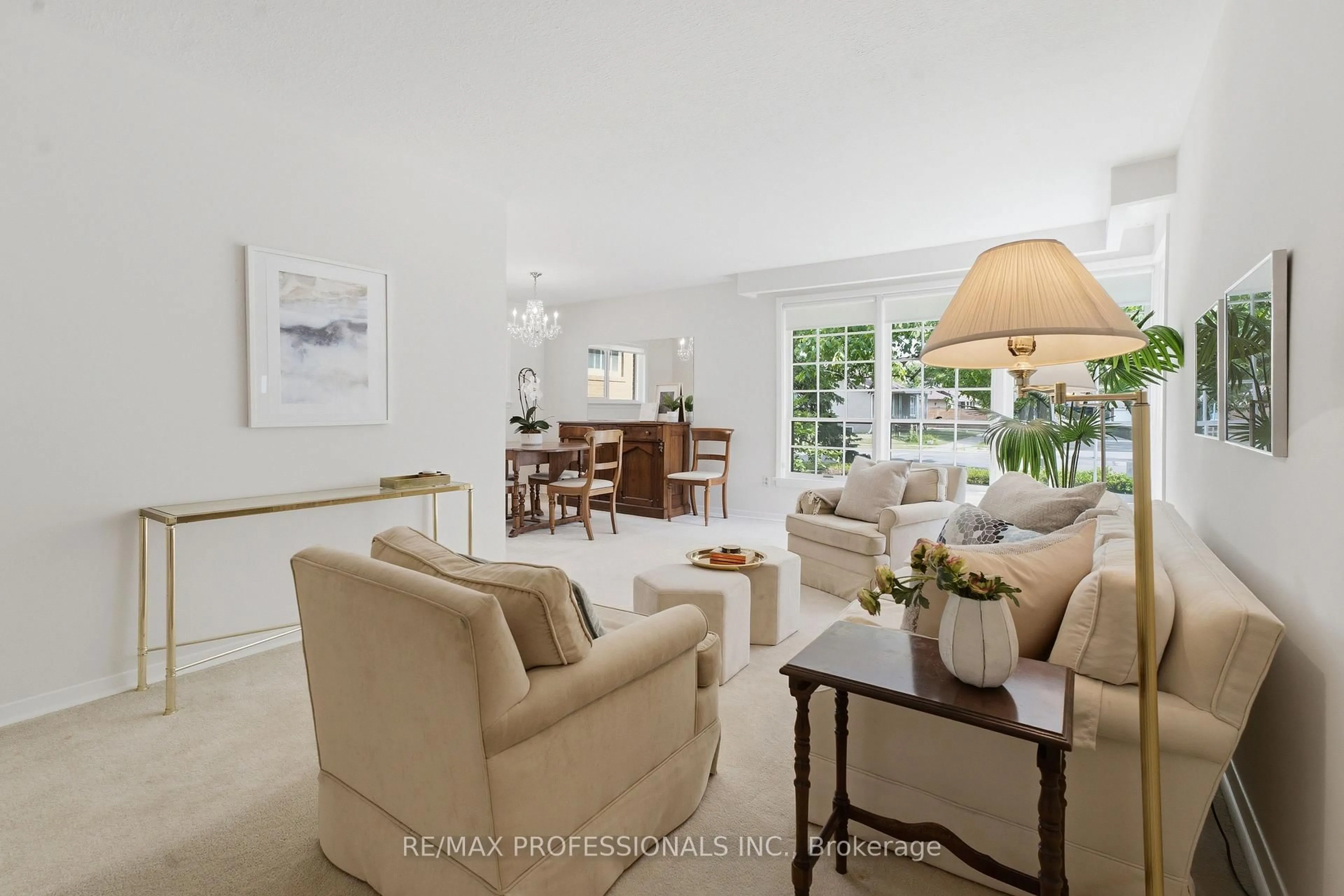 Living room with furniture, unknown for 48 Wareside Rd, Toronto Ontario M9C 3B3
