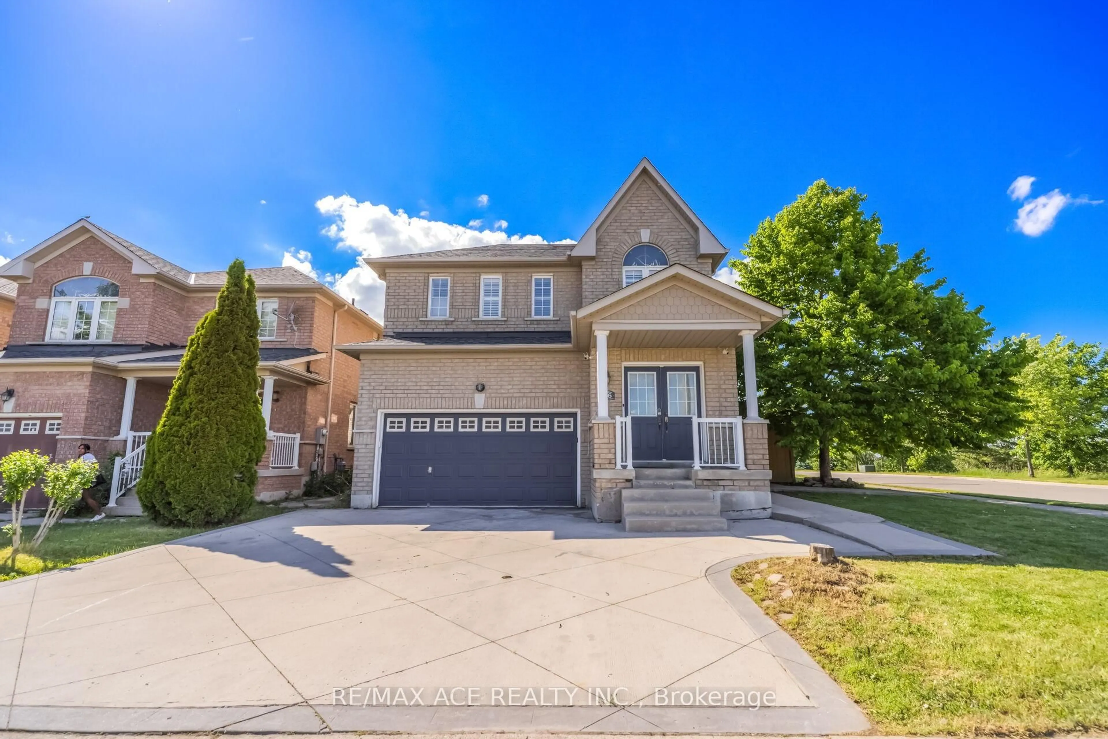 Home with brick exterior material, street for 86 Treasure Dr, Brampton Ontario L7A 3L7
