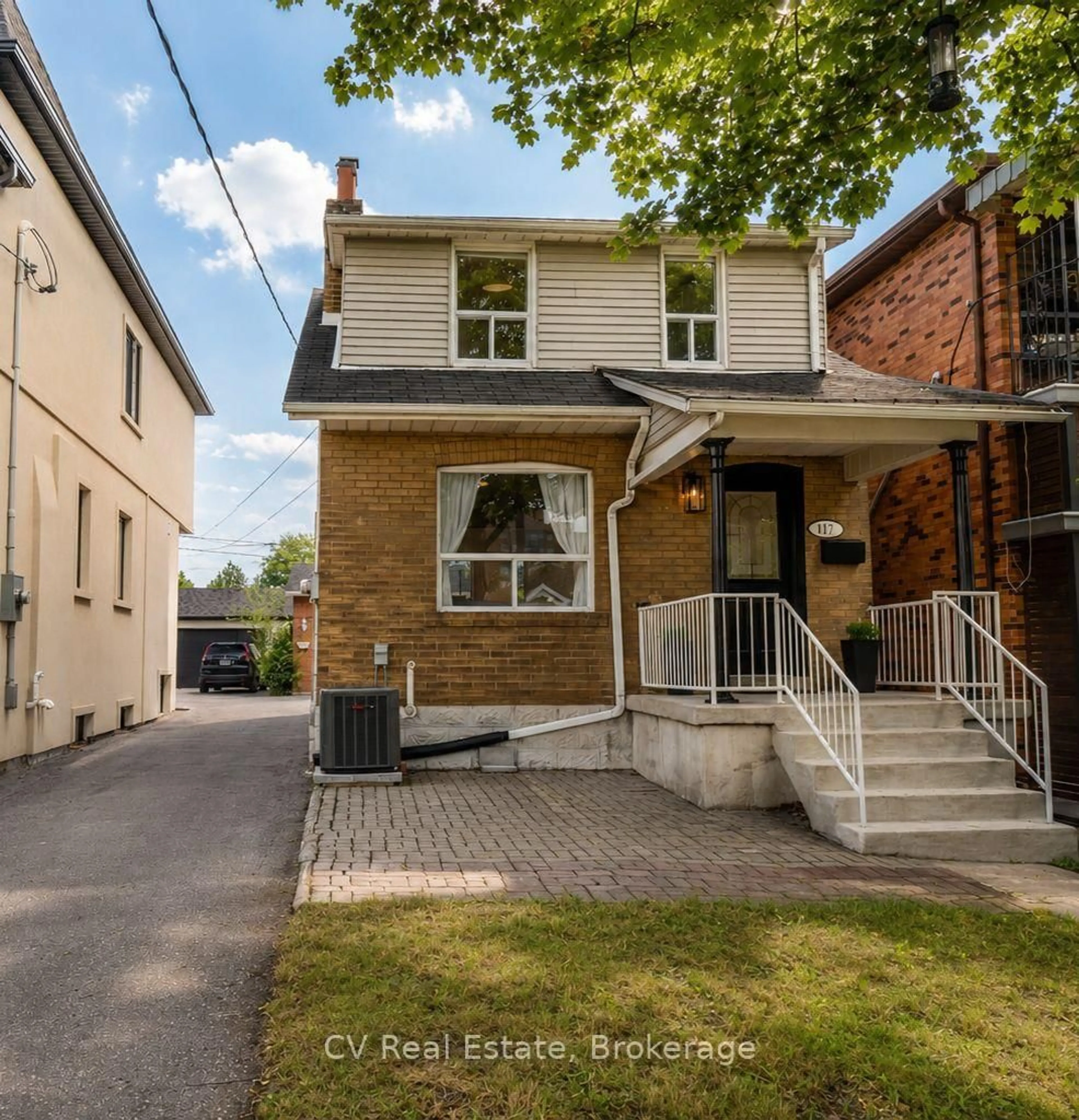 Home with brick exterior material, street for 117 Regent St, Toronto Ontario M6M 3V6