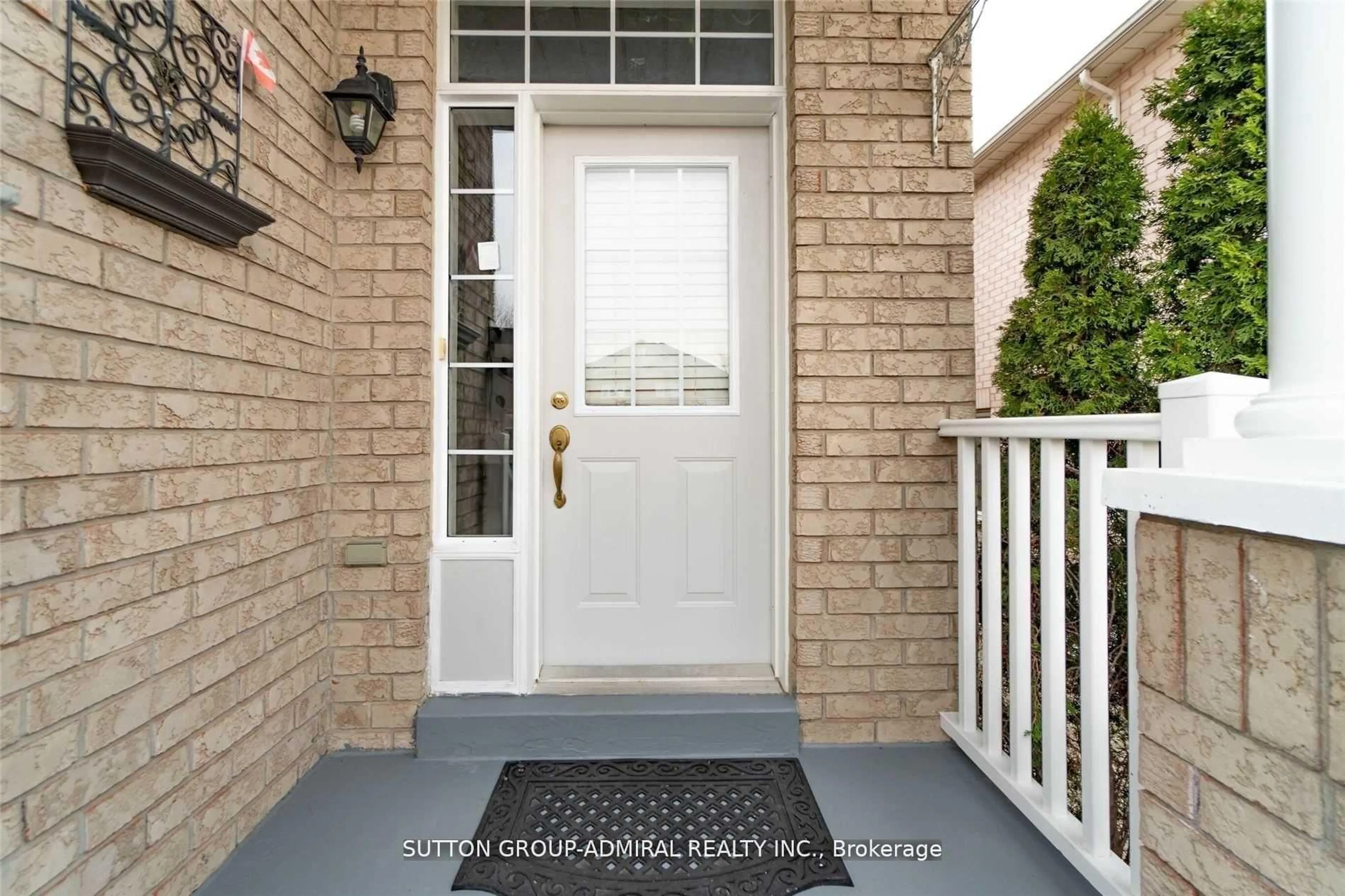 Indoor entryway for 101 River Rock Cres, Brampton Ontario L7A 2W4