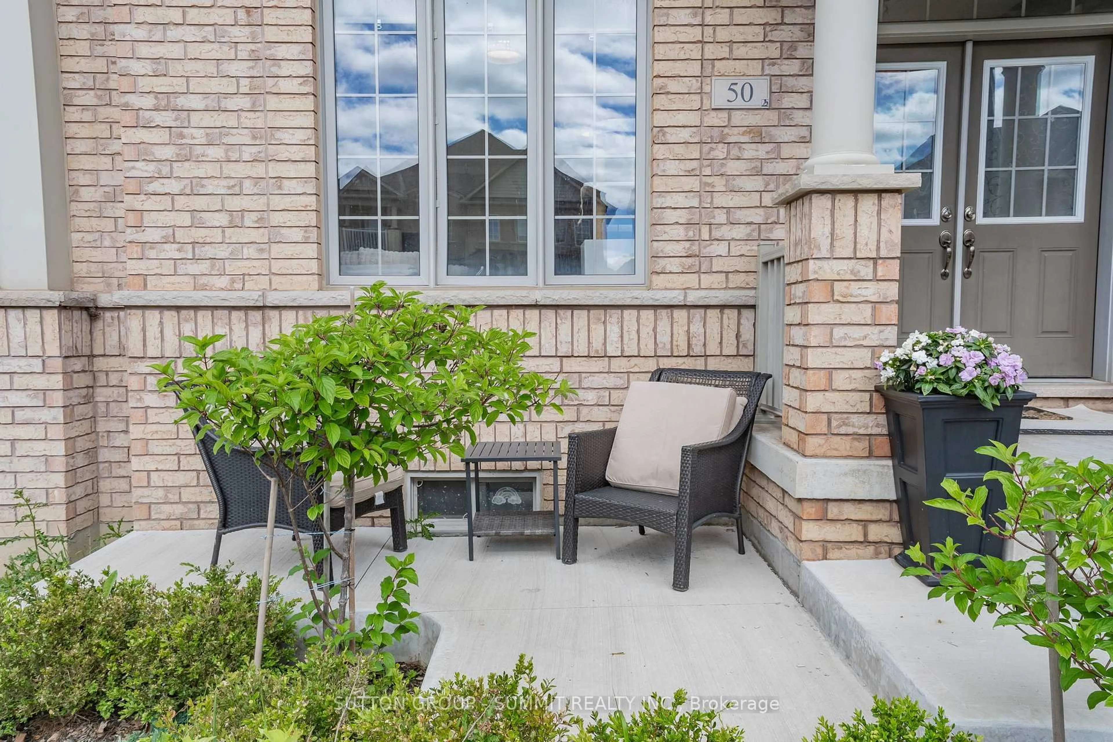 Patio, street for 50 BONNIE BRAES Dr, Brampton Ontario L6Y 0G8