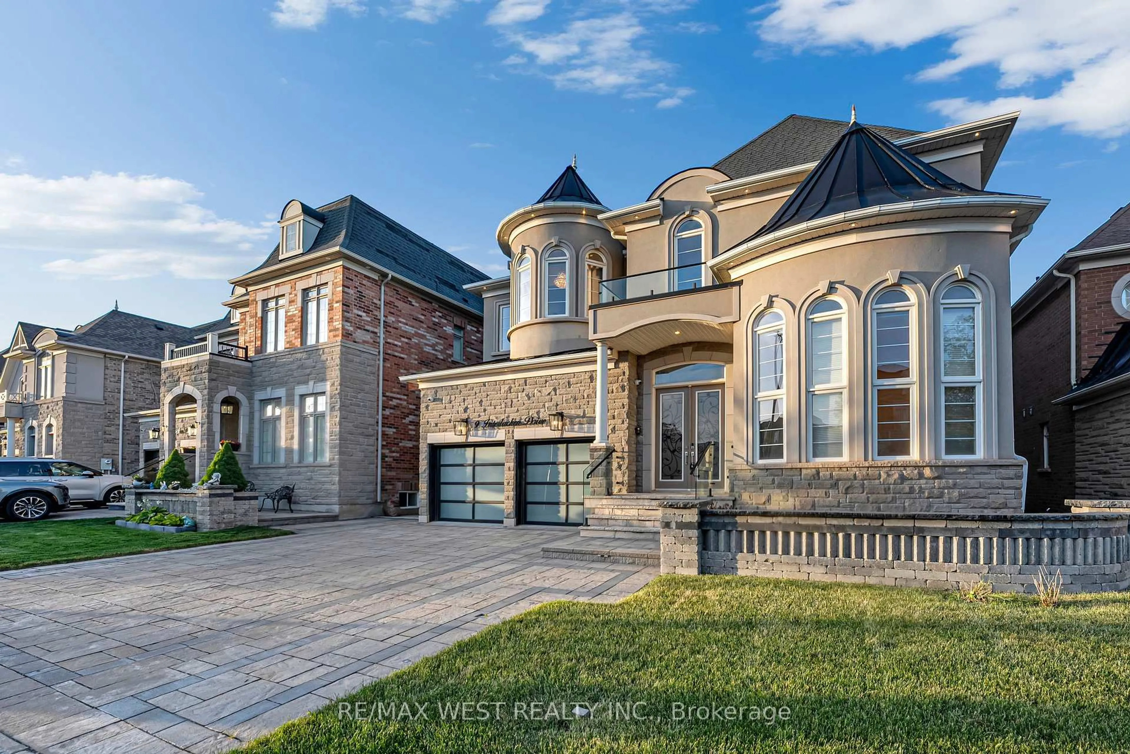 Home with brick exterior material, street for 9 Interlacken Dr, Brampton Ontario L6X 0Y1