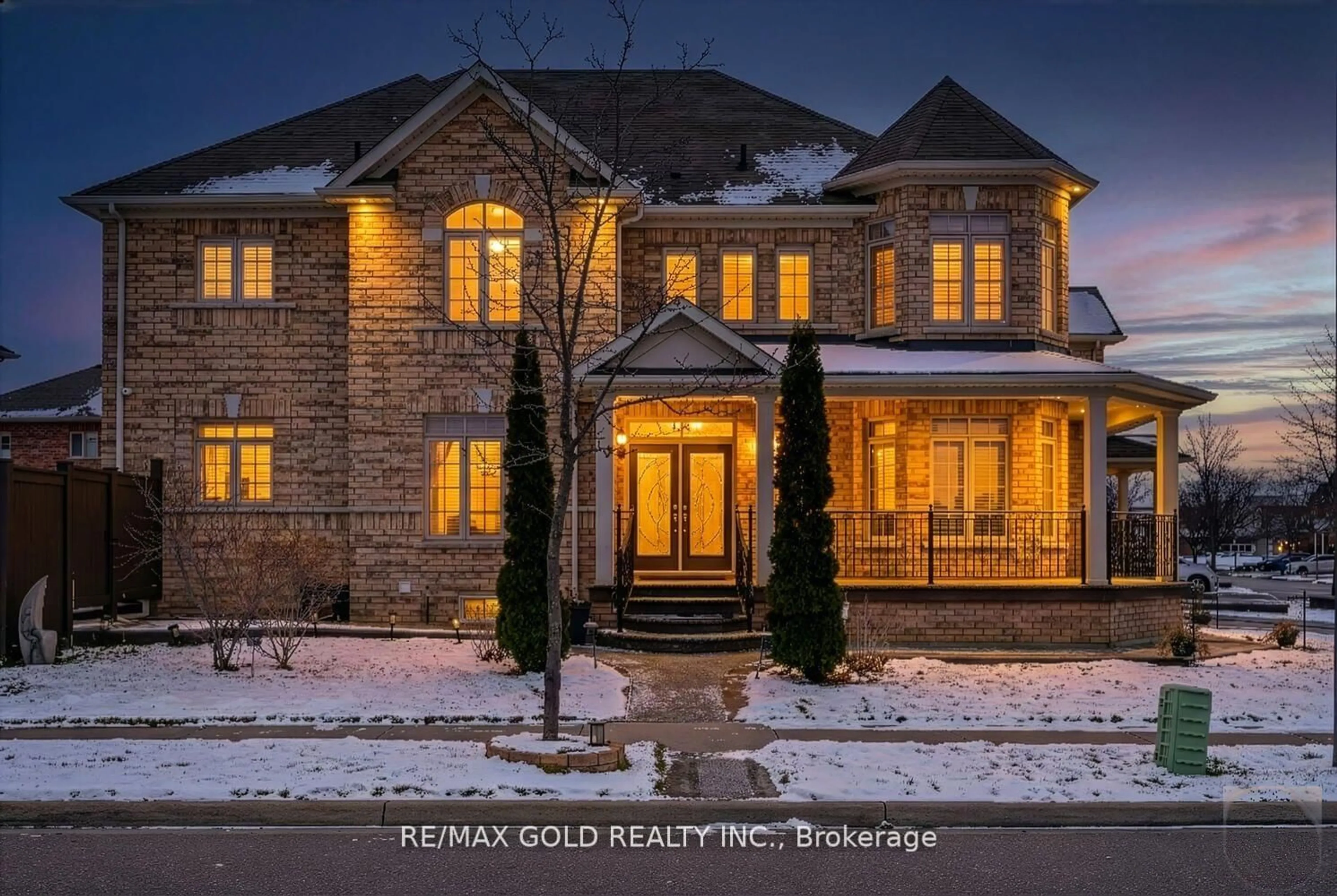 Home with brick exterior material, street for 15 Vanwood Cres, Brampton Ontario L6P 2X4