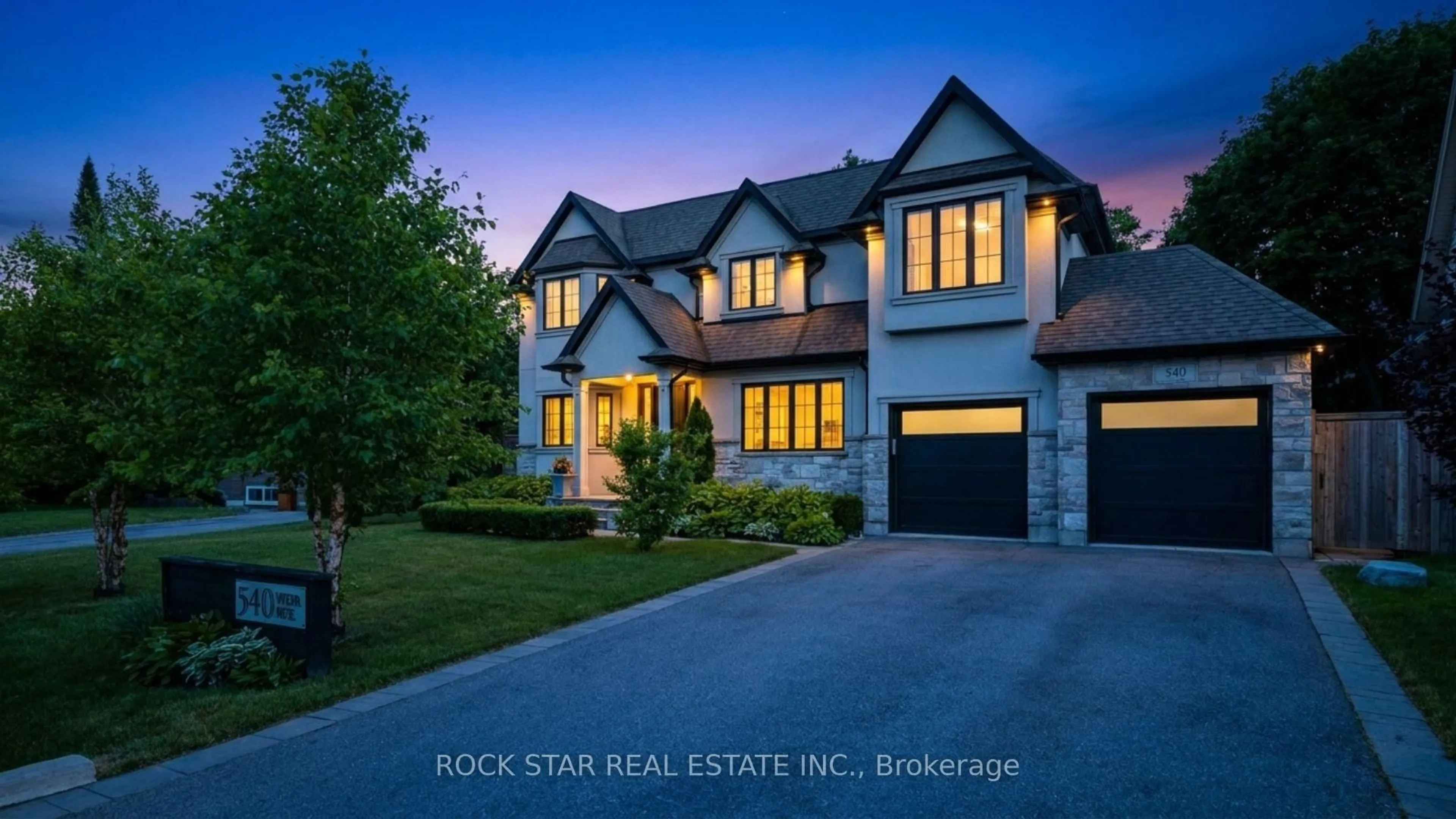Home with brick exterior material, street for 540 Weir Ave, Oakville Ontario L6L 4X4