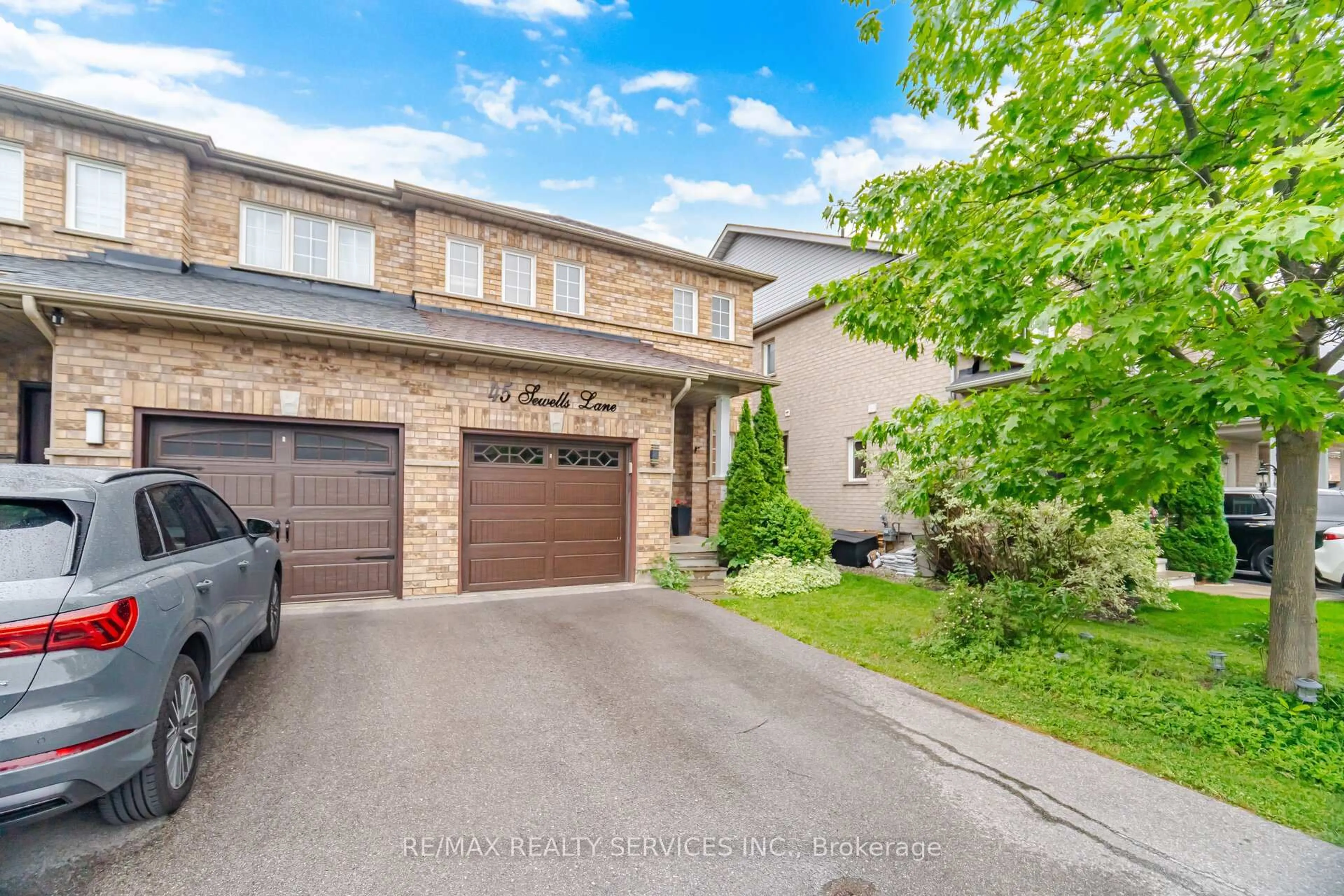 Unknown for 45 Sewells Lane, Brampton Ontario L7A 2Z9