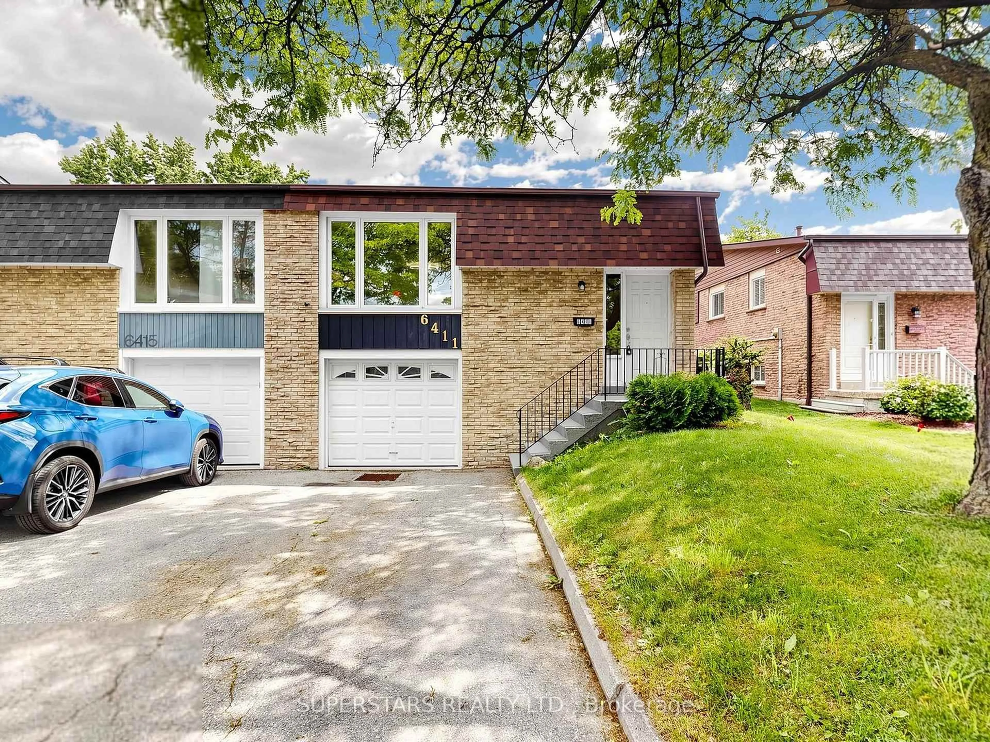 Home with brick exterior material, street for 6411 Chaumont Cres, Mississauga Ontario L5N 2M7