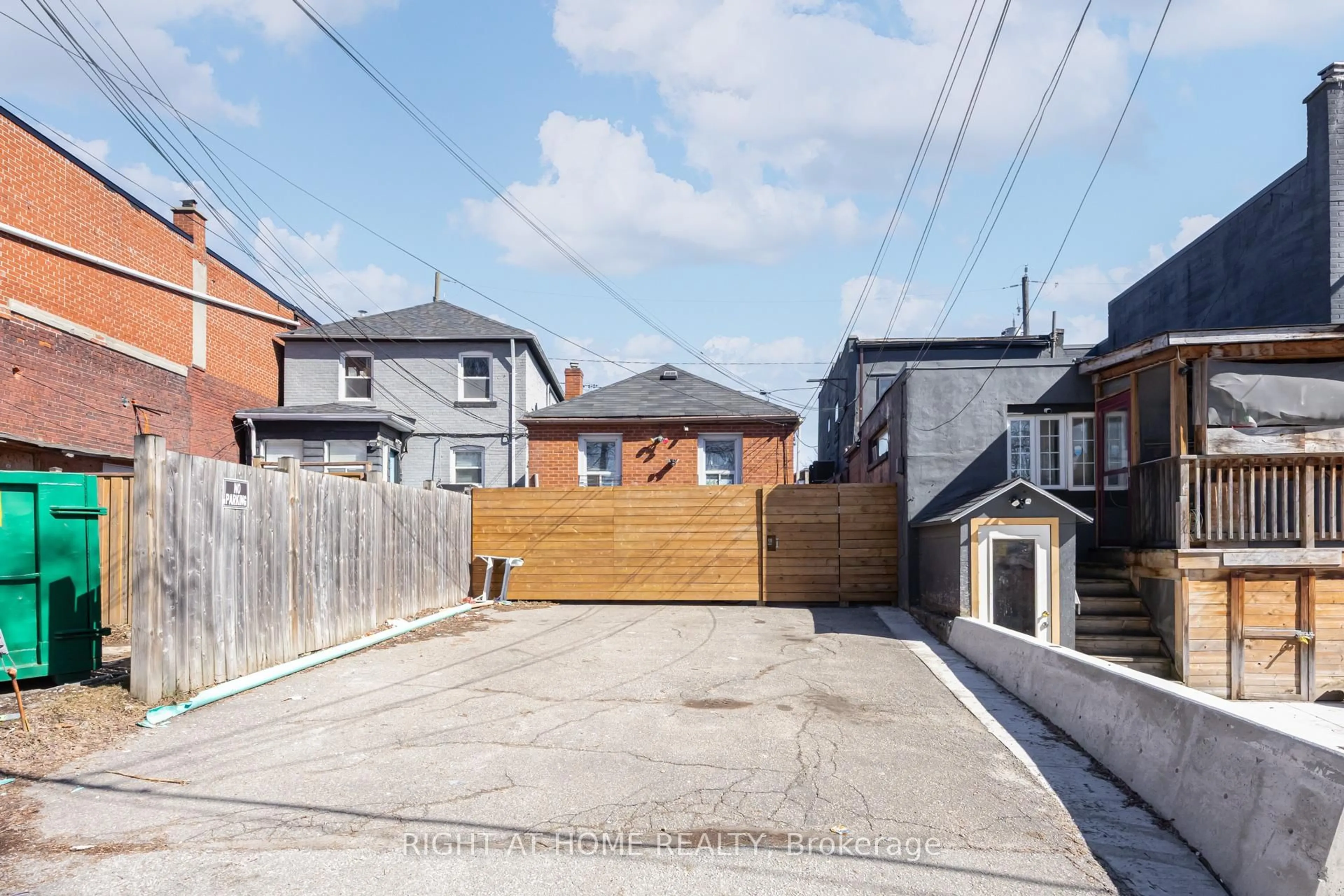 A pic from outside/outdoor area/front of a property/back of a property/a pic from drone, street for 519 Rogers Rd, Toronto Ontario M6M 1B4