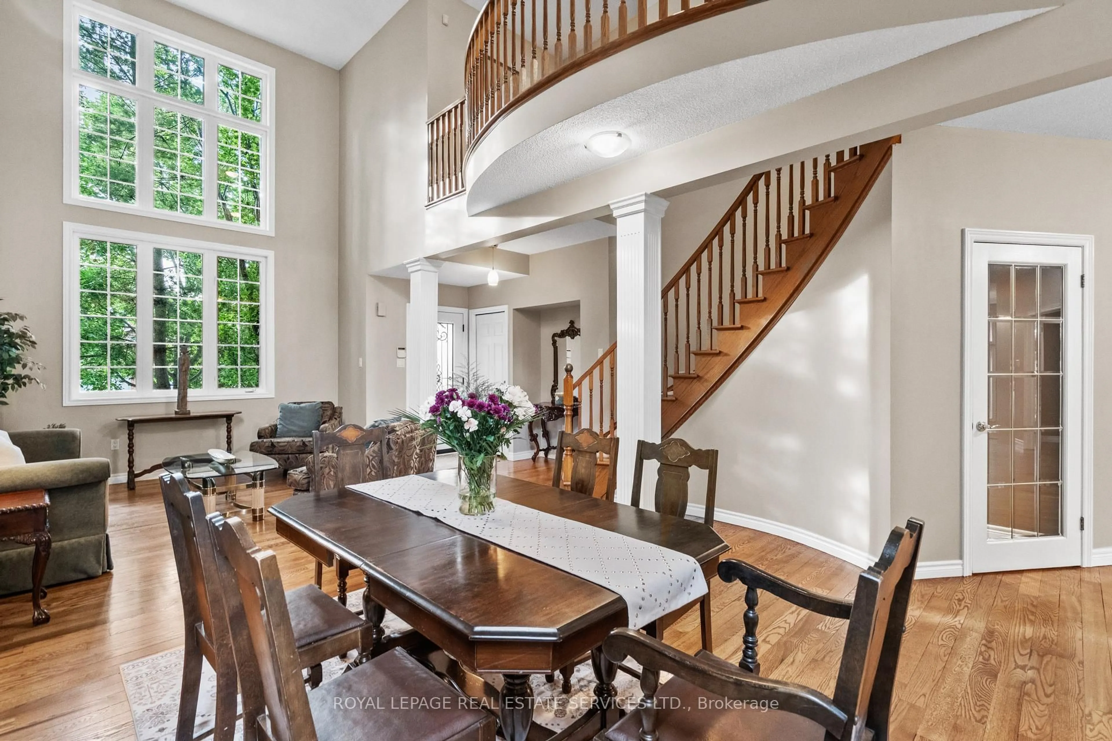 Dining room, unknown for 2045 Rosemount Cres, Oakville Ontario L6M 3P5
