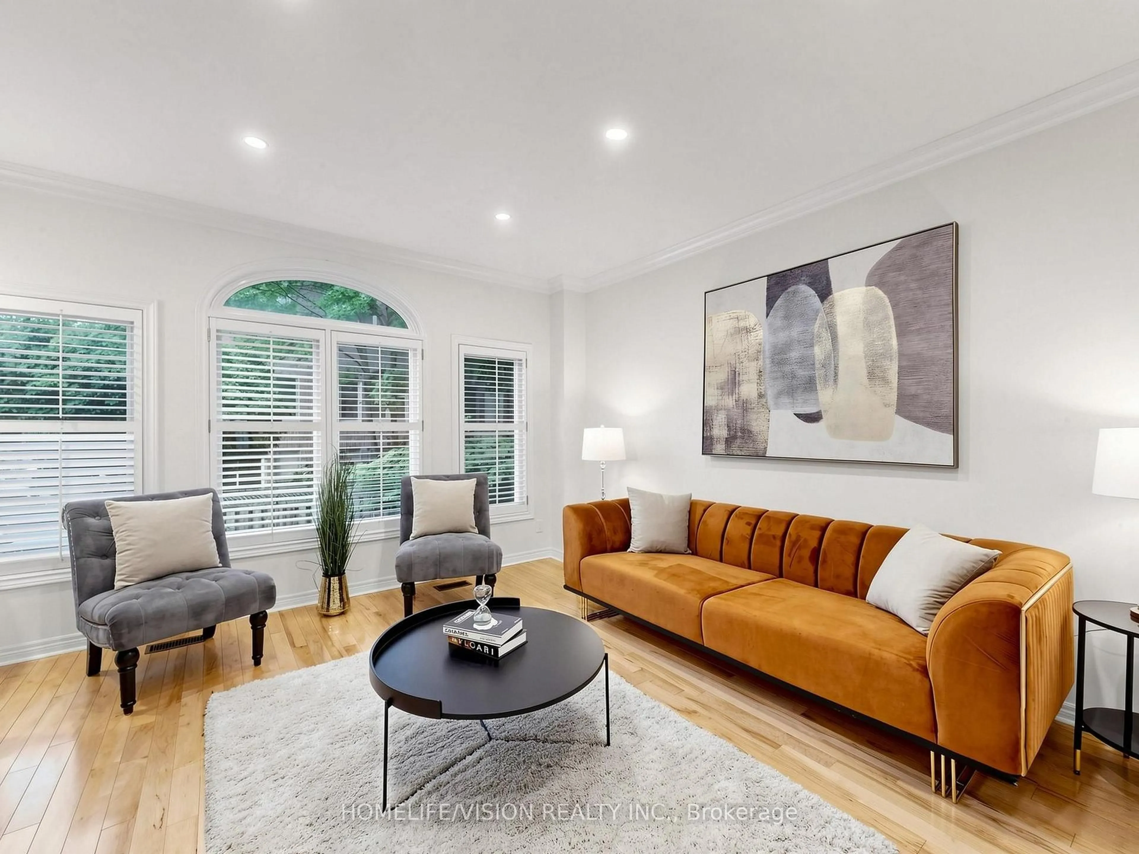 Living room with furniture, unknown for 175 Grand Ave #Th2, Toronto Ontario M8Y 3Y3