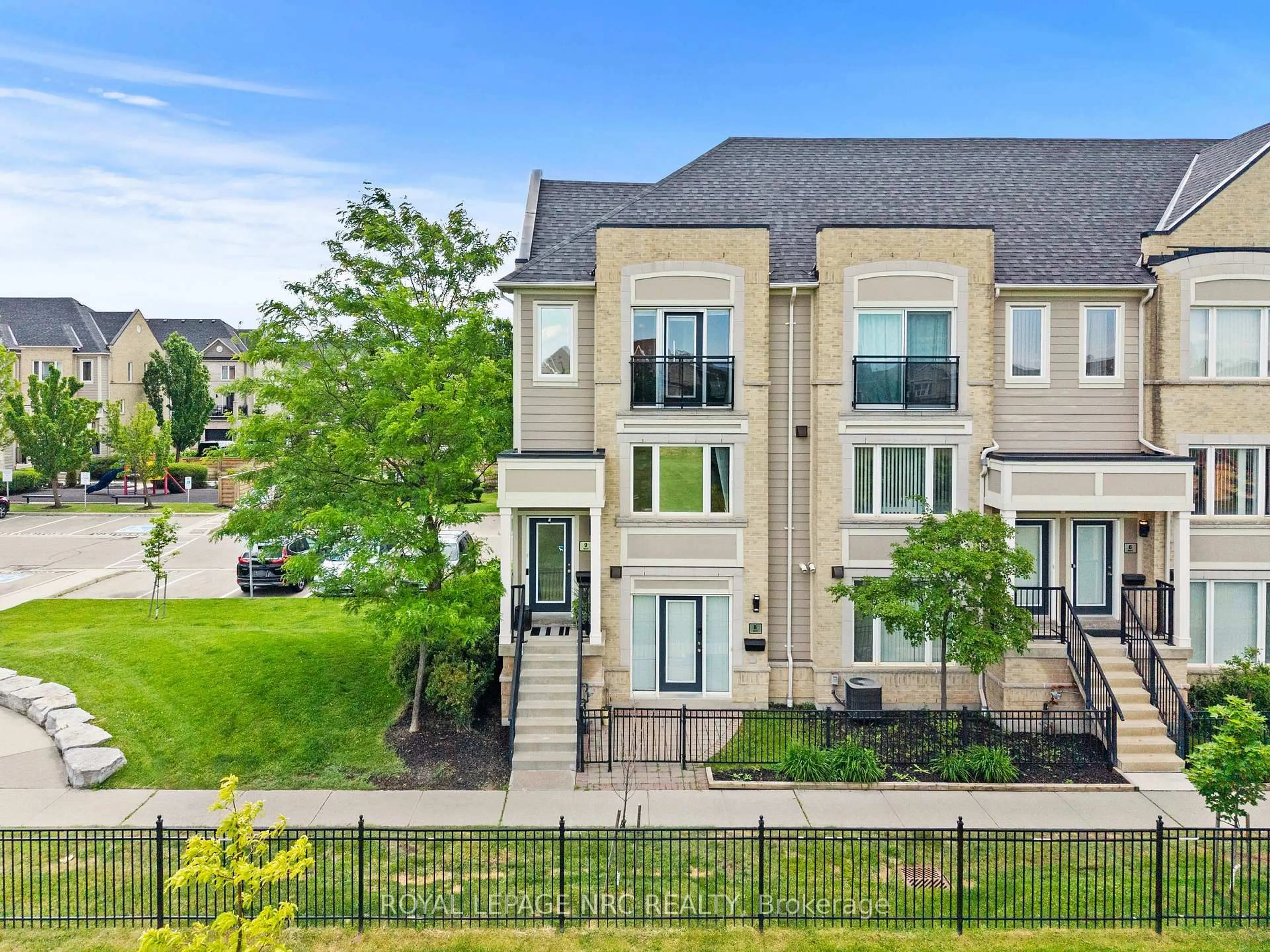 A pic from outside/outdoor area/front of a property/back of a property/a pic from drone, unknown for 5035 Oscar Peterson Blvd #9, Mississauga Ontario L5M 0P4
