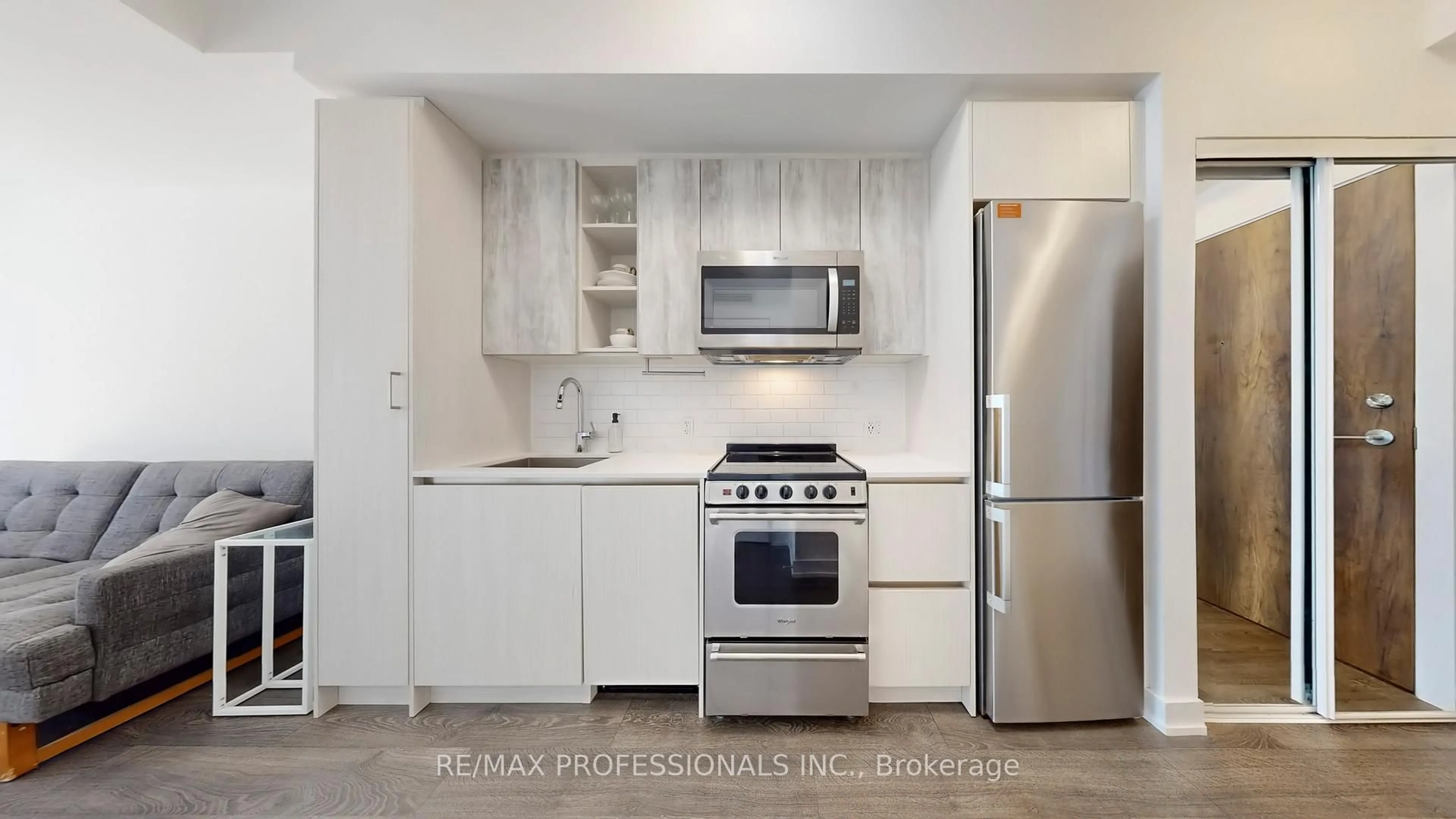 Standard kitchen, unknown for 251 Manitoba St #504, Toronto Ontario M8Y 0C7