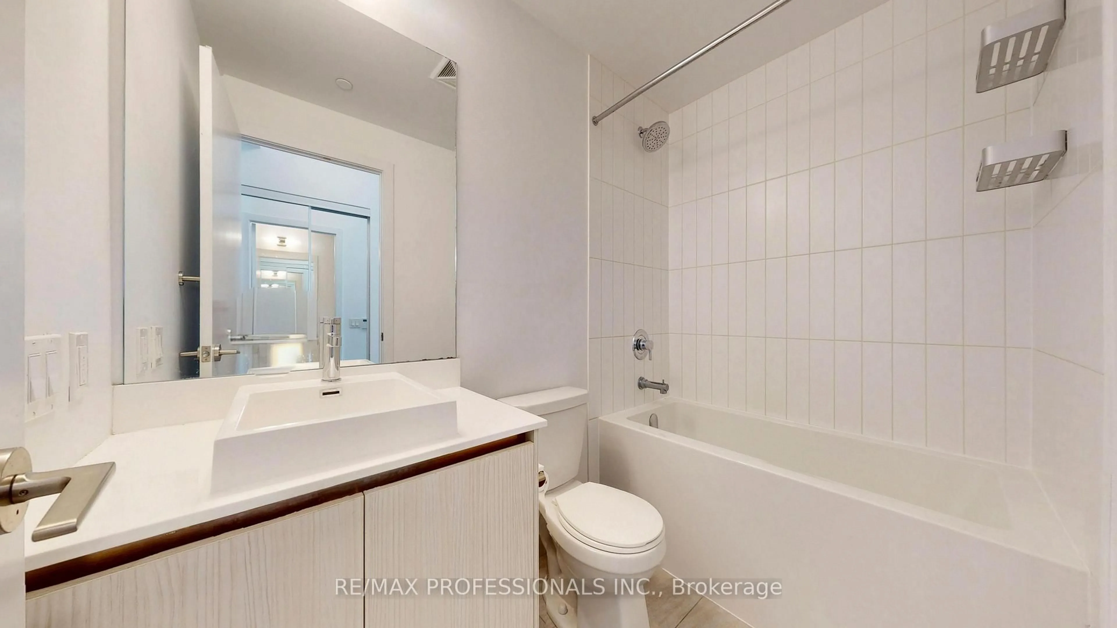 Standard bathroom, unknown for 251 Manitoba St #504, Toronto Ontario M8Y 0C7