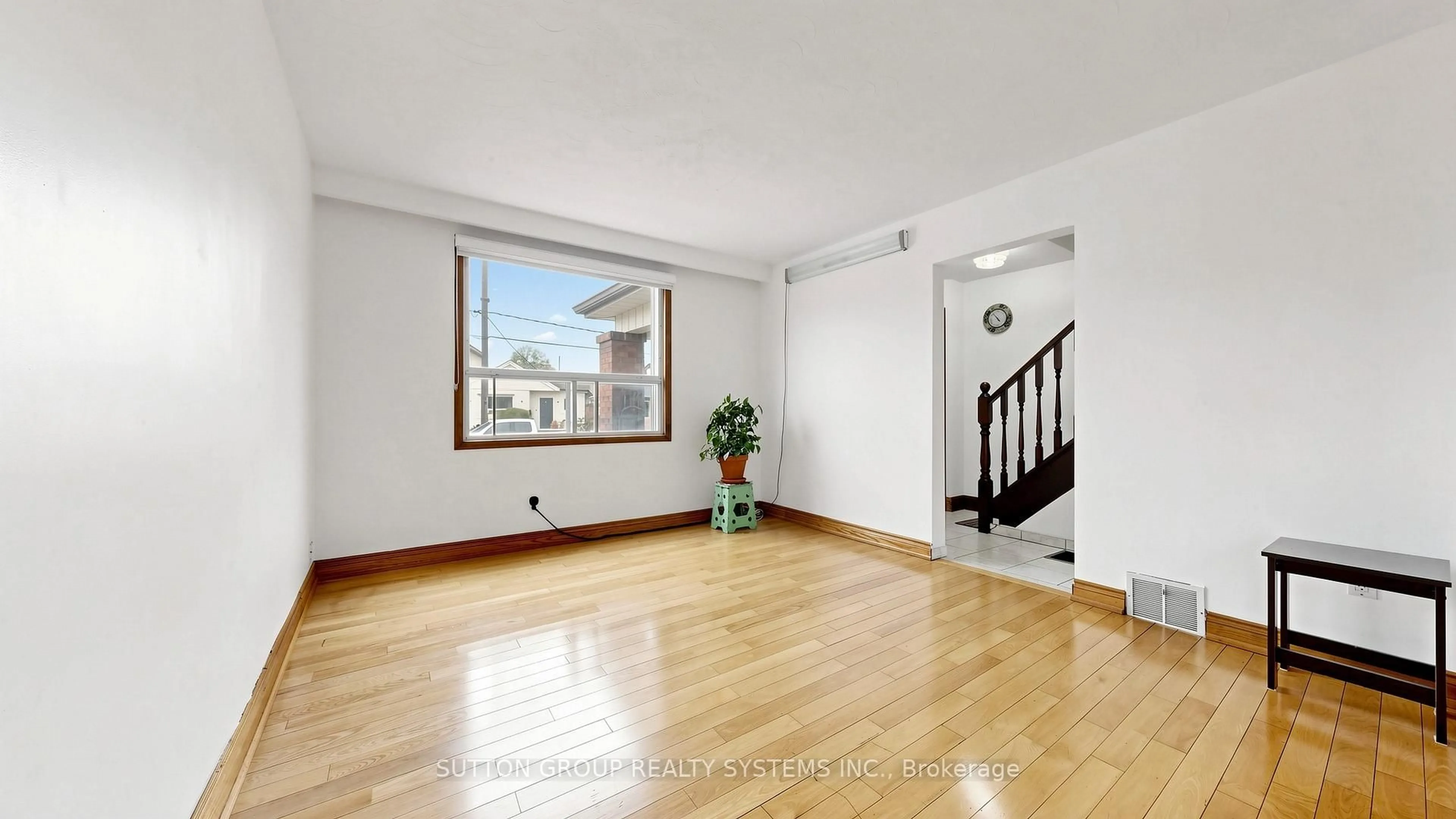 A pic of a room for 683 Old Weston Rd, Toronto Ontario M6N 3B6