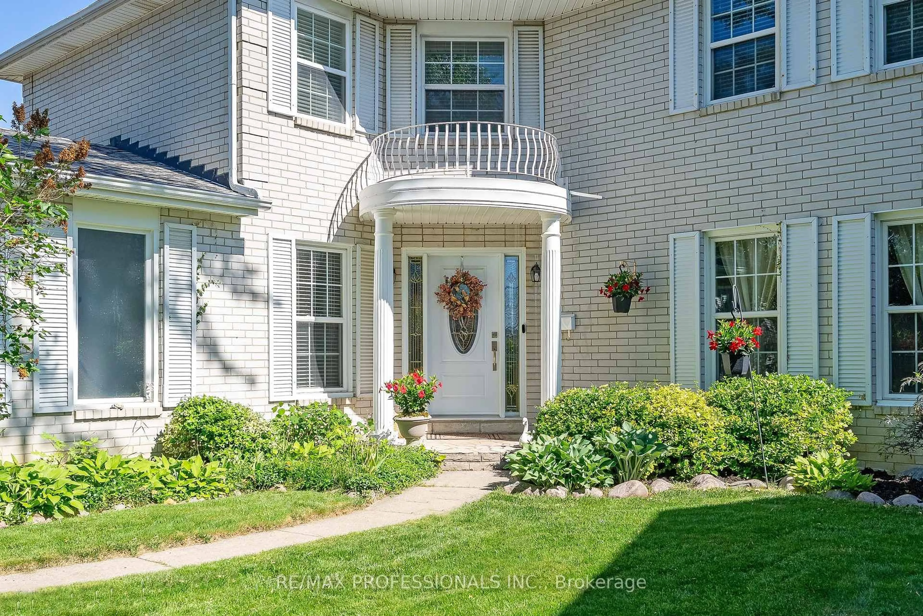 Home with brick exterior material, street for 4169 Garrowhill Tr, Mississauga Ontario L4W 2H5