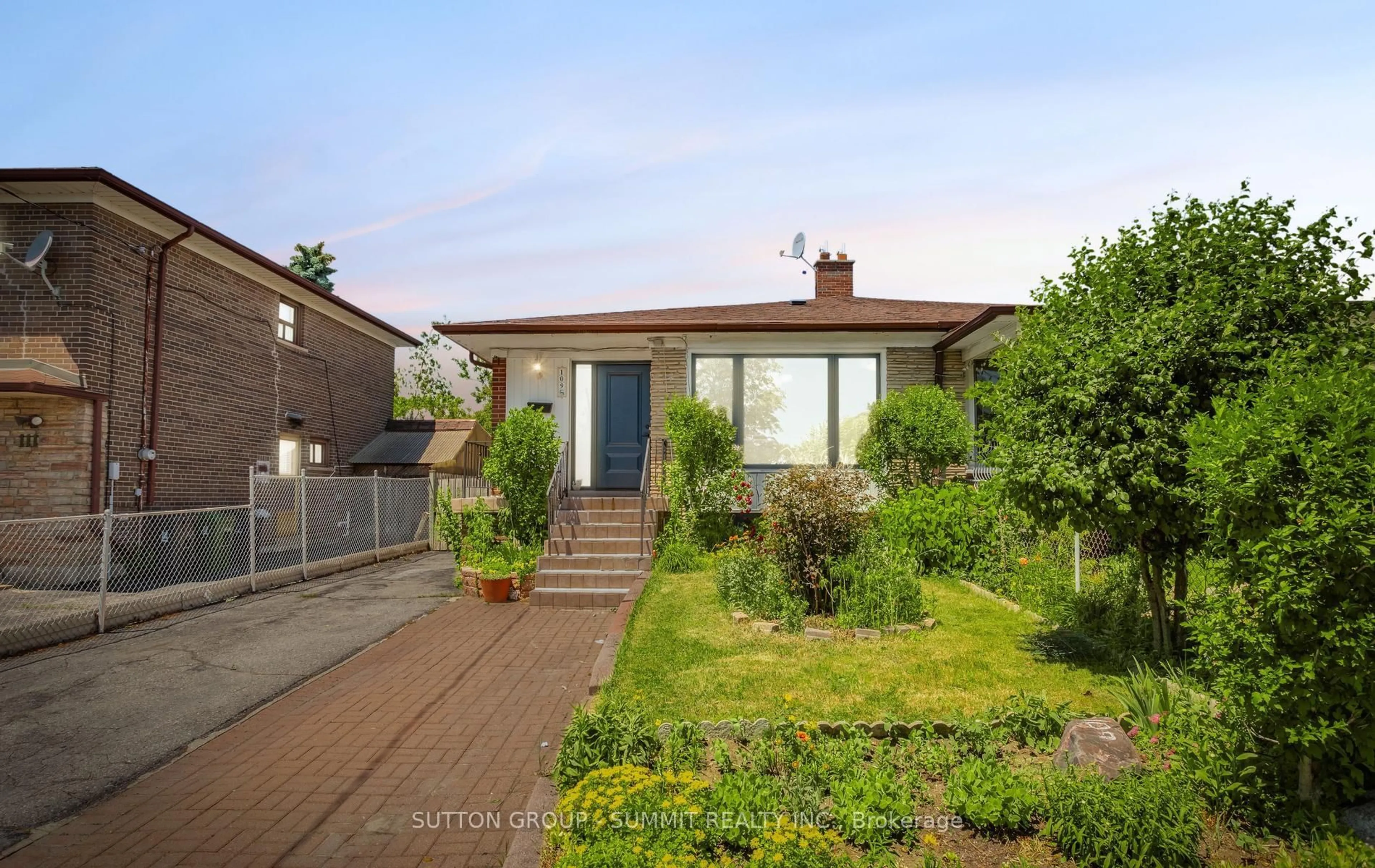 Unknown for 109 Elnathan Cres, Toronto Ontario M9L 2G2
