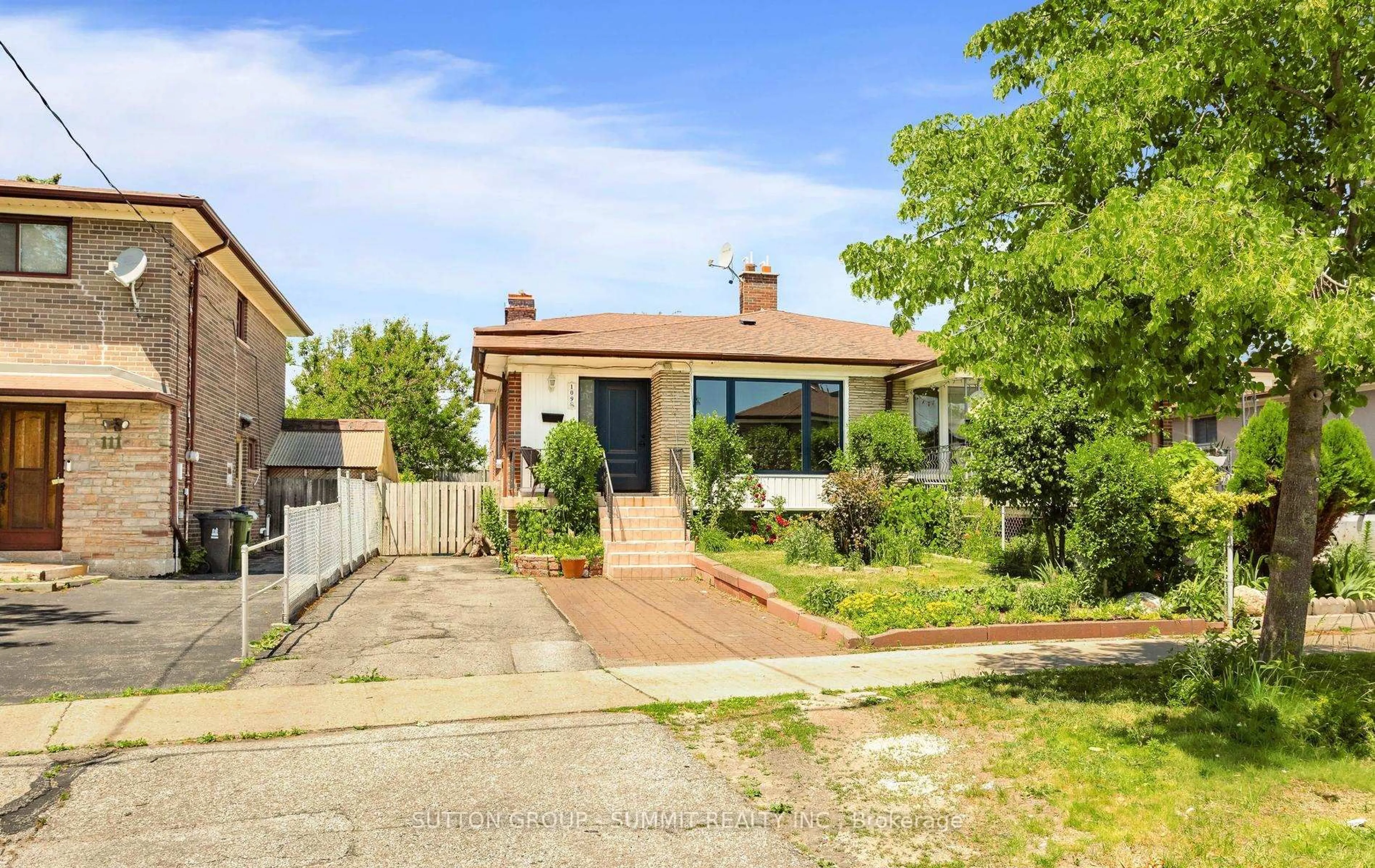 Home with brick exterior material, street for 109 Elnathan Cres, Toronto Ontario M9L 2G2