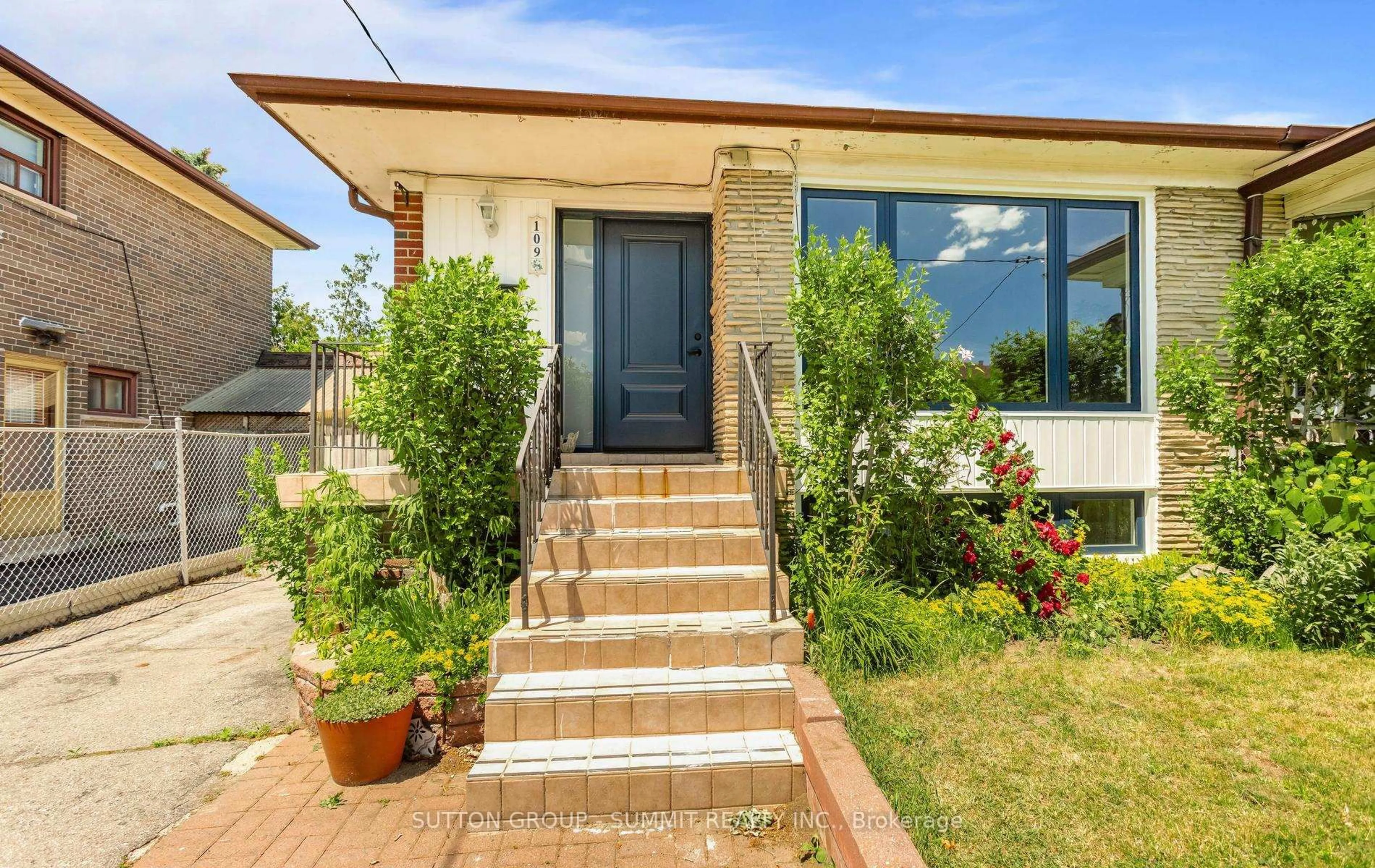 Home with brick exterior material, street for 109 Elnathan Cres, Toronto Ontario M9L 2G2