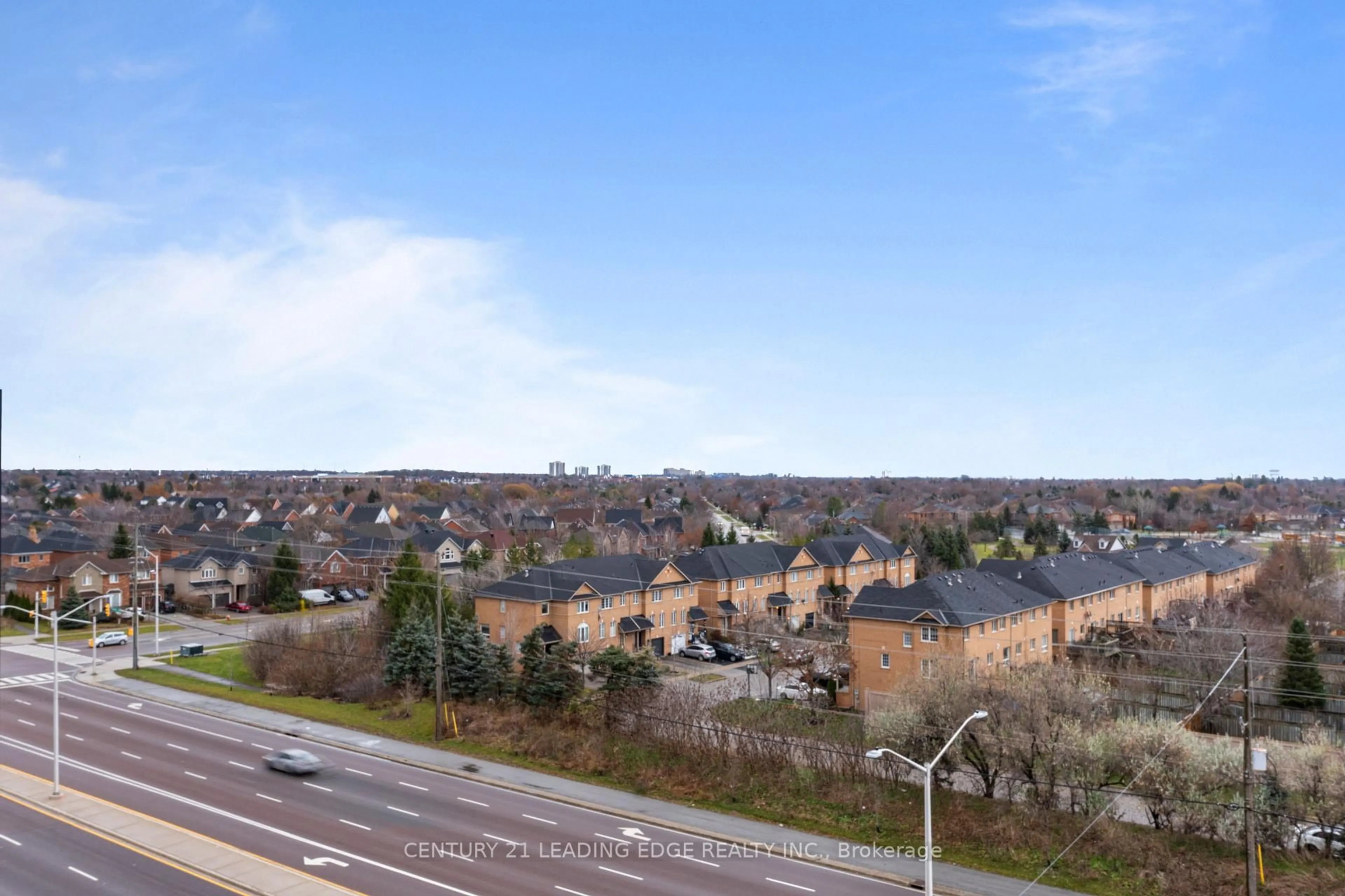 A pic from outside/outdoor area/front of a property/back of a property/a pic from drone, unknown for 395 Dundas St #614, Oakville Ontario L6M 5R8