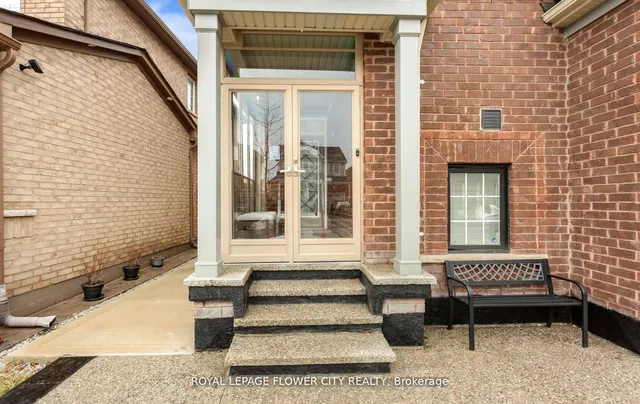 21 Arkwright Dr, Brampton 5