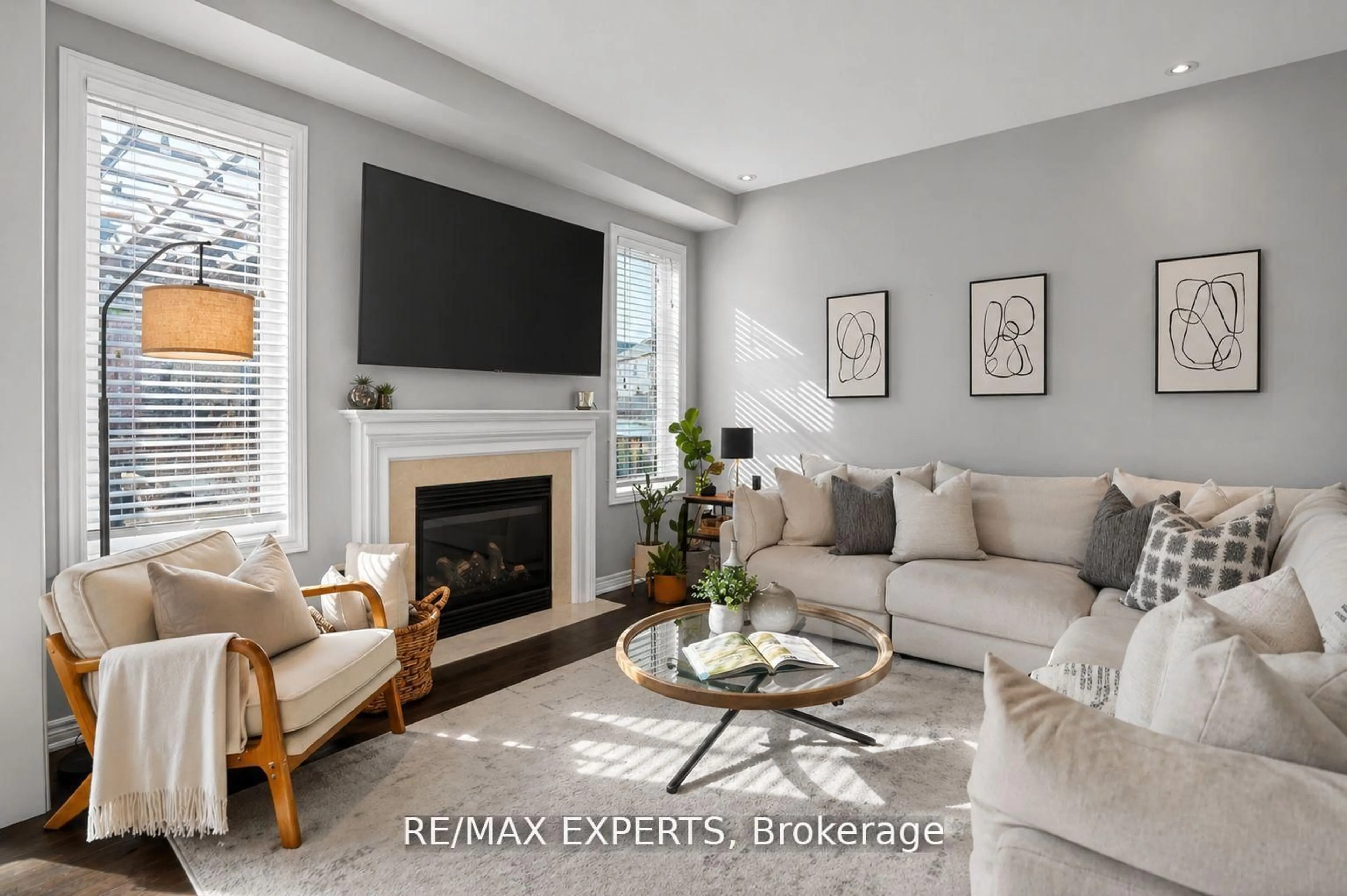 Living room with furniture, unknown for 30 Cedarholme Ave, Caledon Ontario L7C 3S9