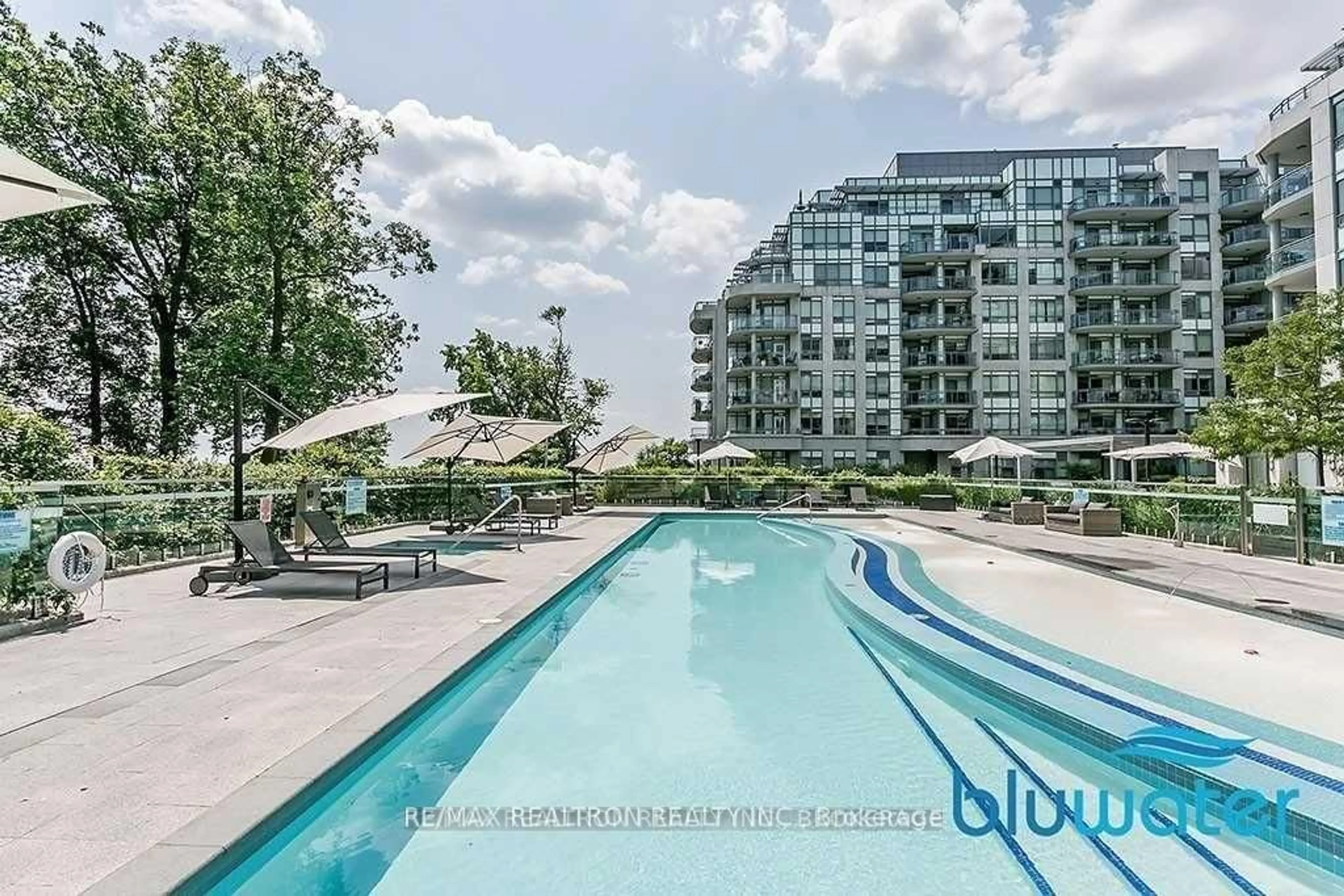 Pool for 3500 Lakeshore Rd #229, Oakville Ontario L6L 0B4