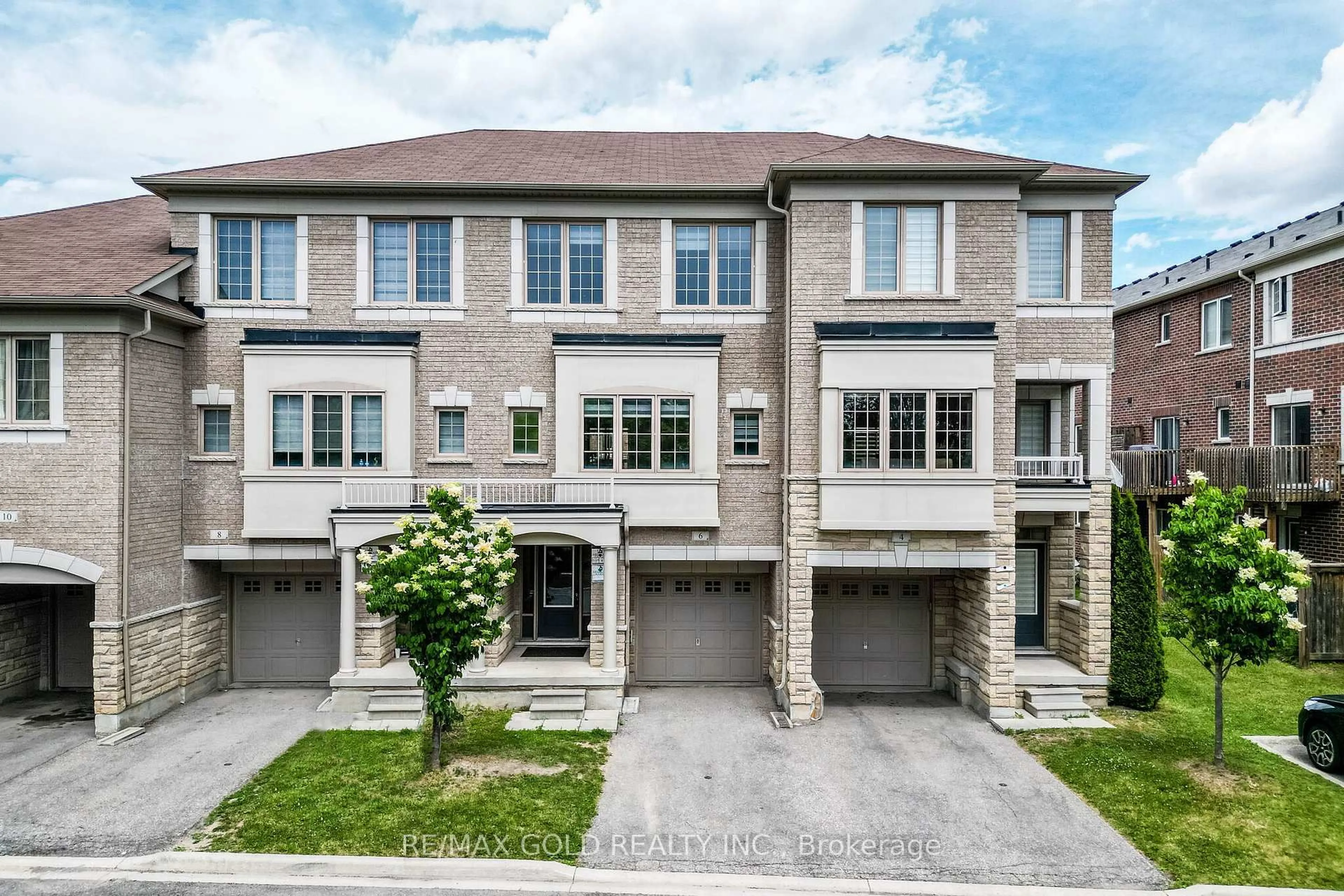 Unknown for 6 Pulberry Clse #151, Brampton Ontario L6Y 6E6