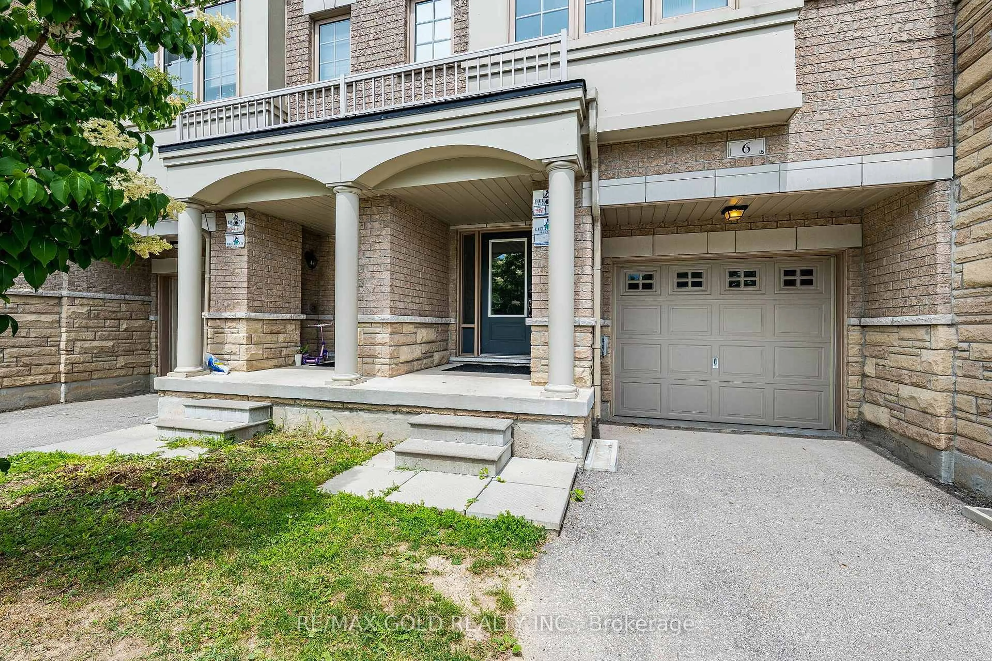 Home with brick exterior material, street for 6 Pulberry Clse #151, Brampton Ontario L6Y 6E6