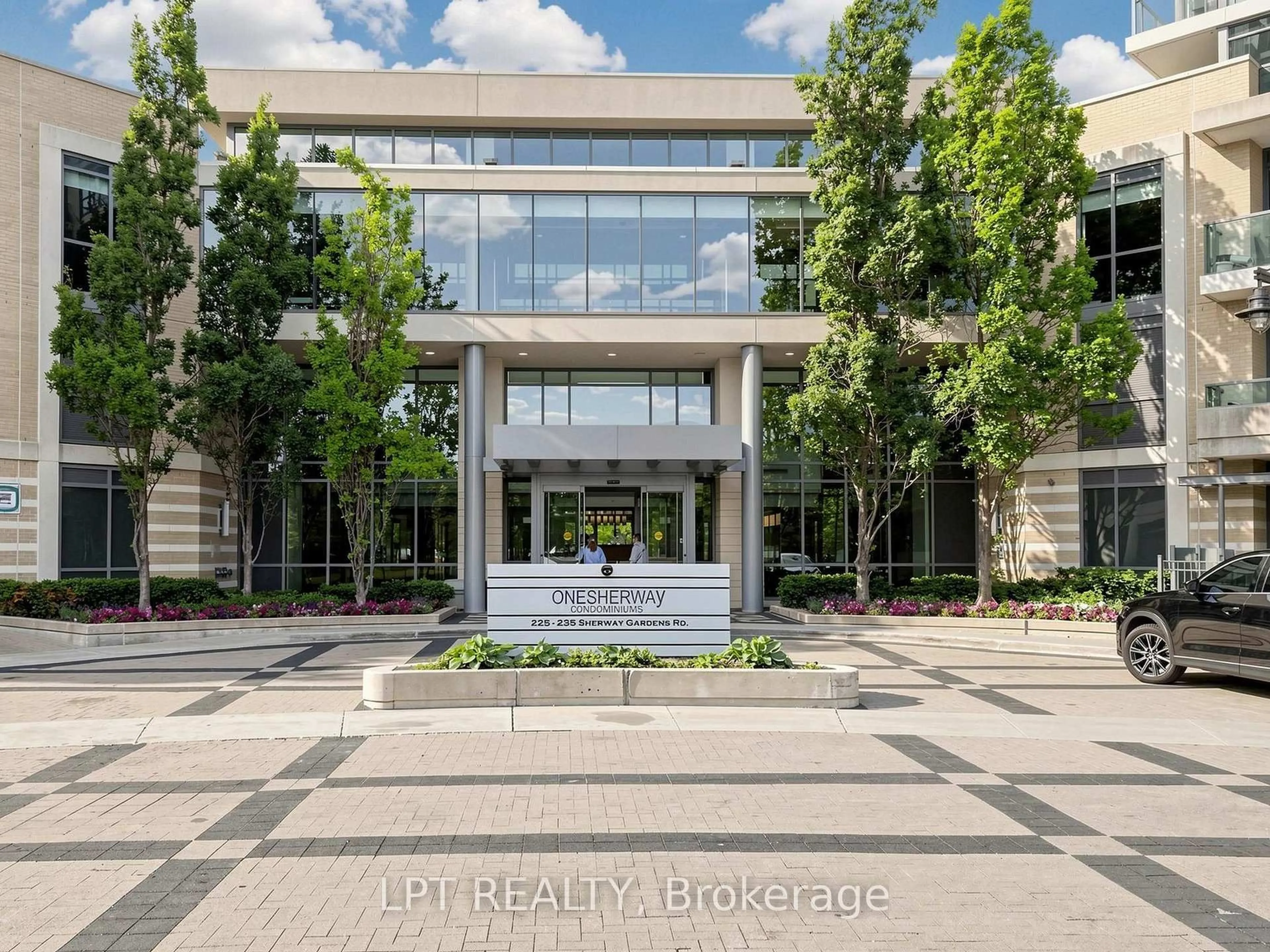 Indoor foyer for 225 Sherway Gardens Rd #1104, Toronto Ontario M9C 0A3