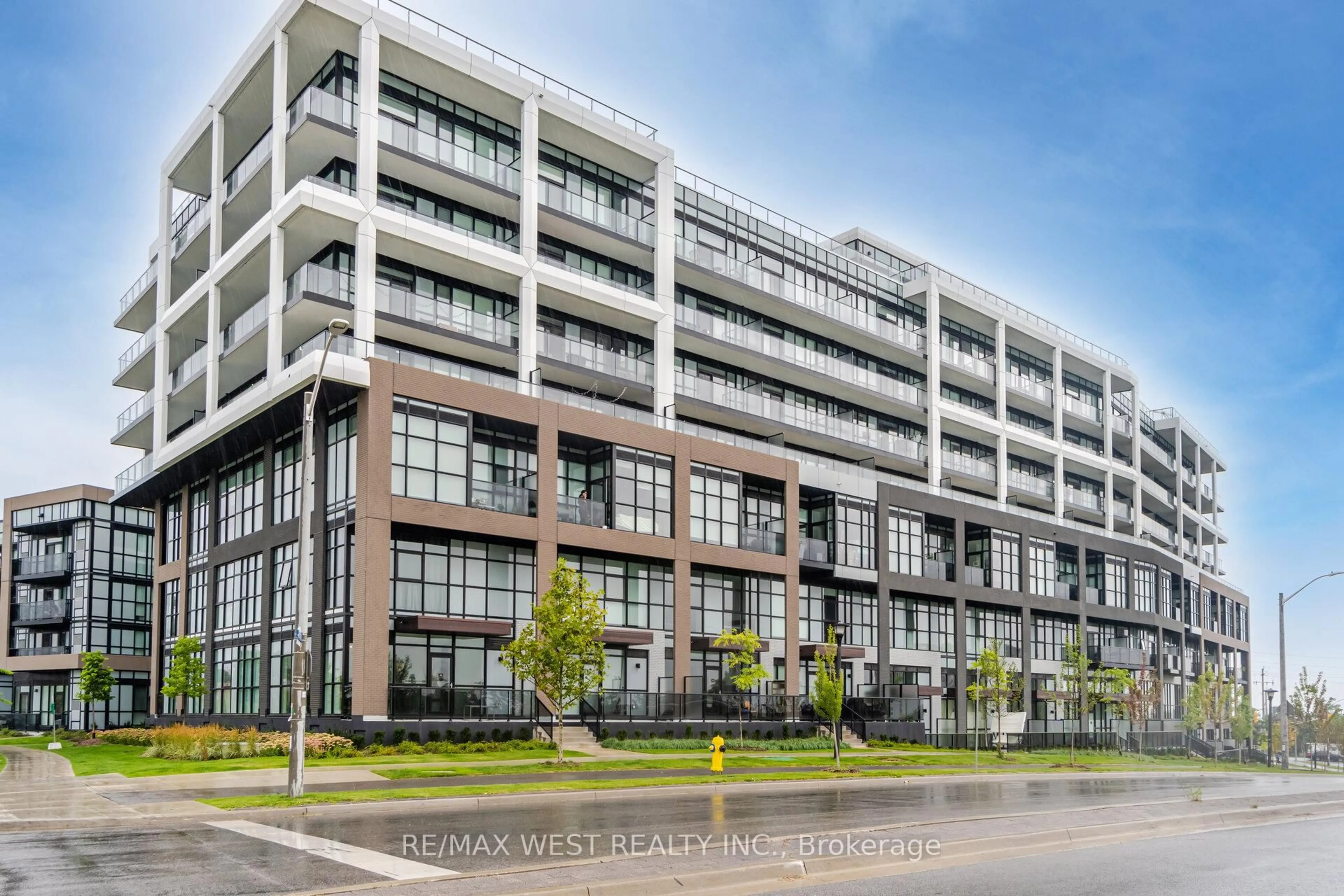 Unknown for 60 George Butchart Dr #218, Toronto Ontario M3K 0E1