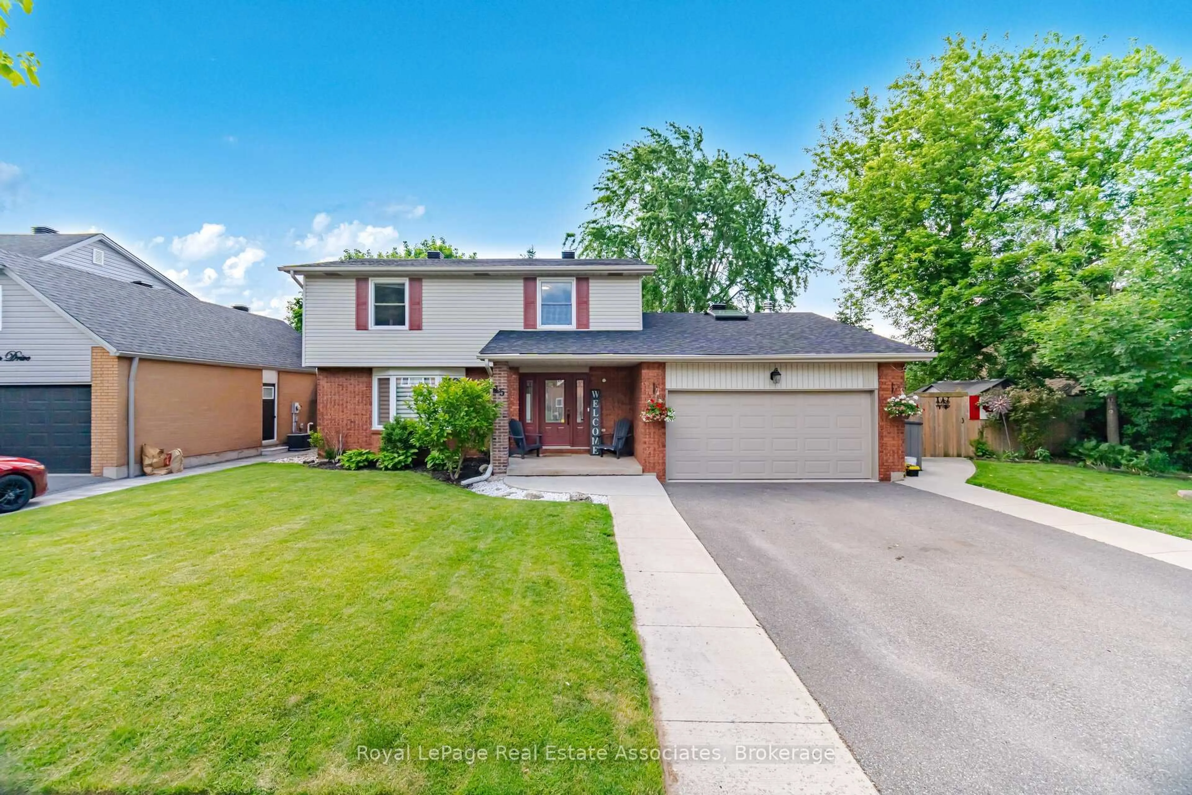 Home with brick exterior material, street for 45 Cleaveholm Dr, Halton Hills Ontario L7G 3E3