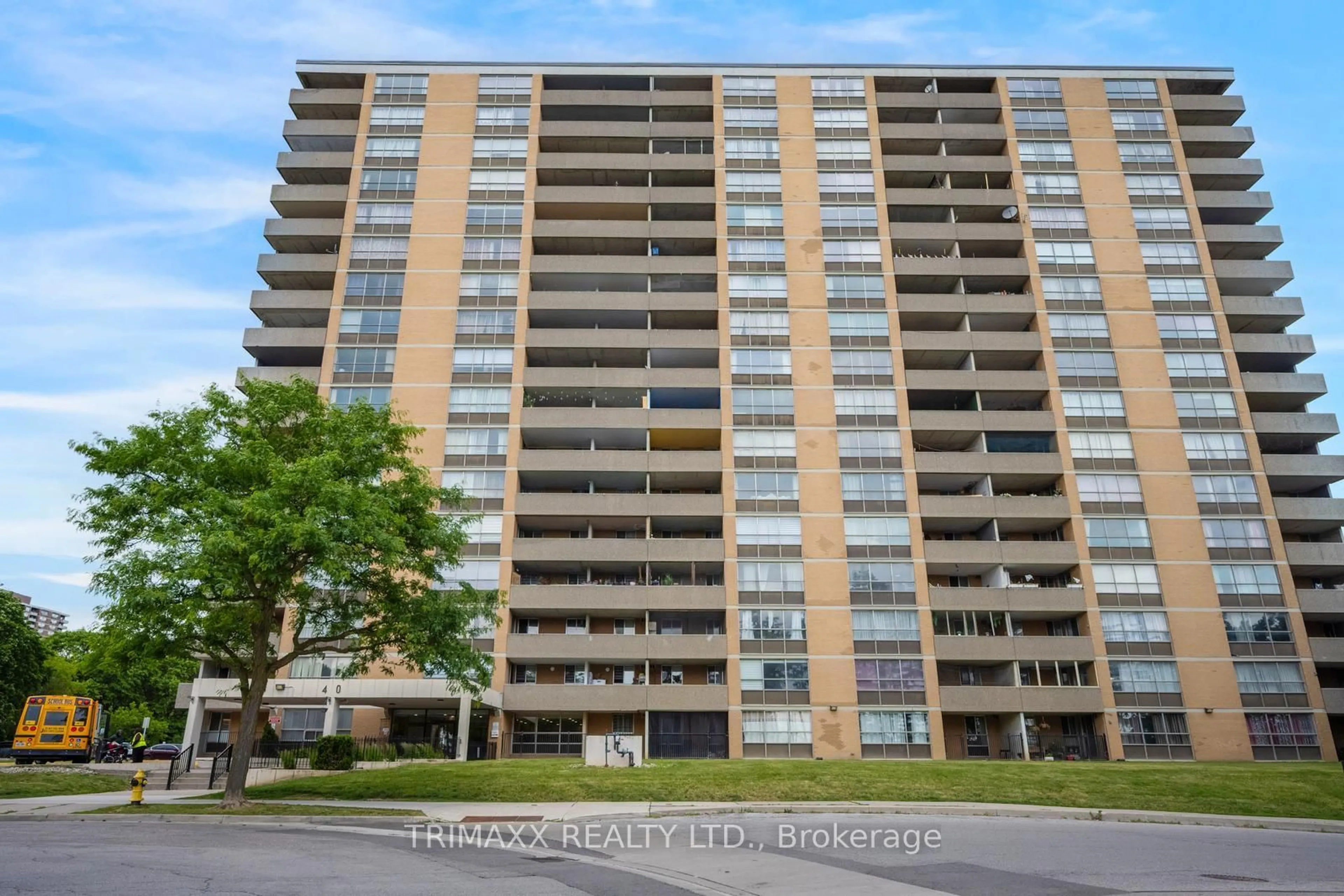 Unknown for 40 Panorama Crt #404, Toronto Ontario M9V 4M1