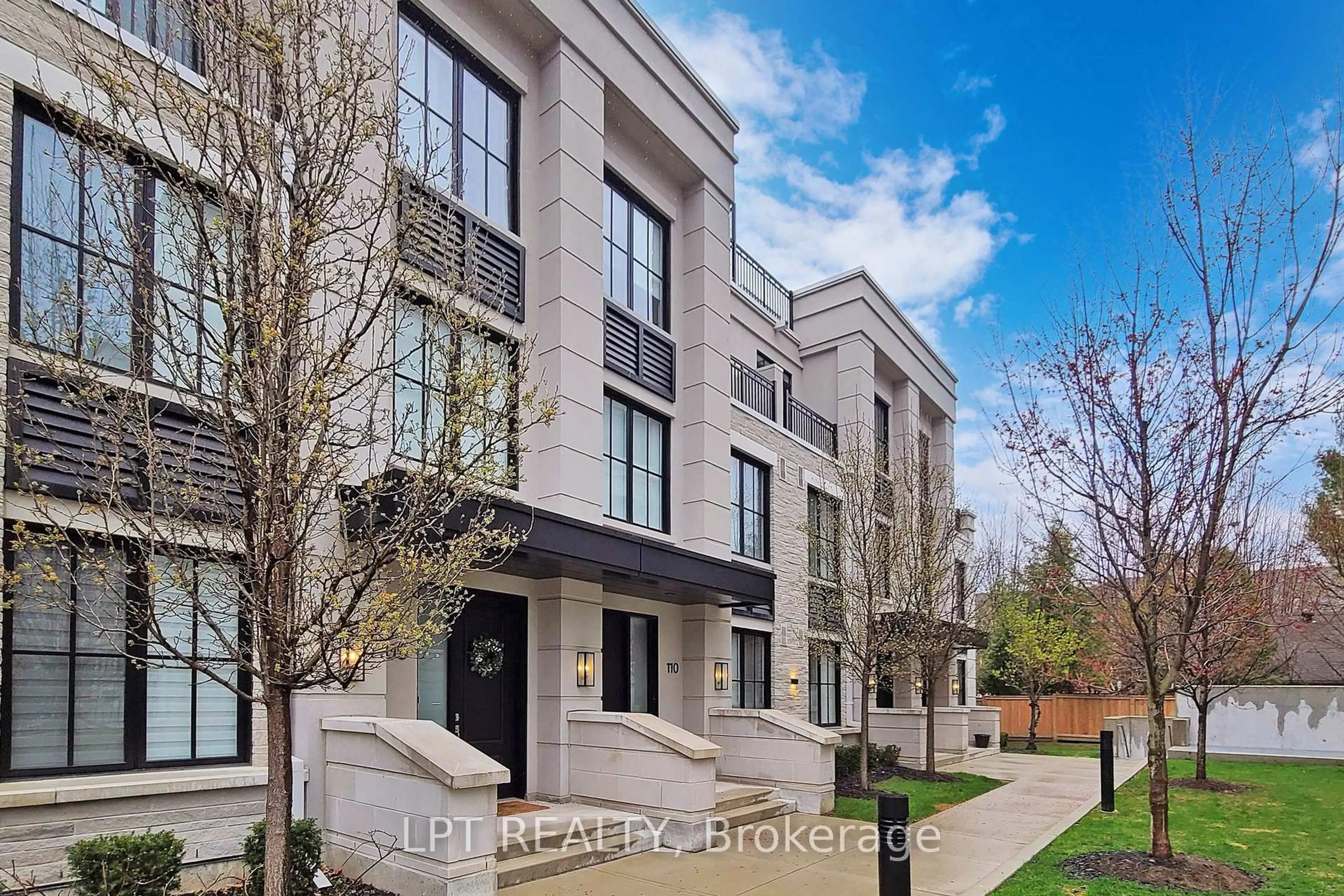 Home with brick exterior material, street for 1180 Cawthra Rd #110, Mississauga Ontario L5G 0A5