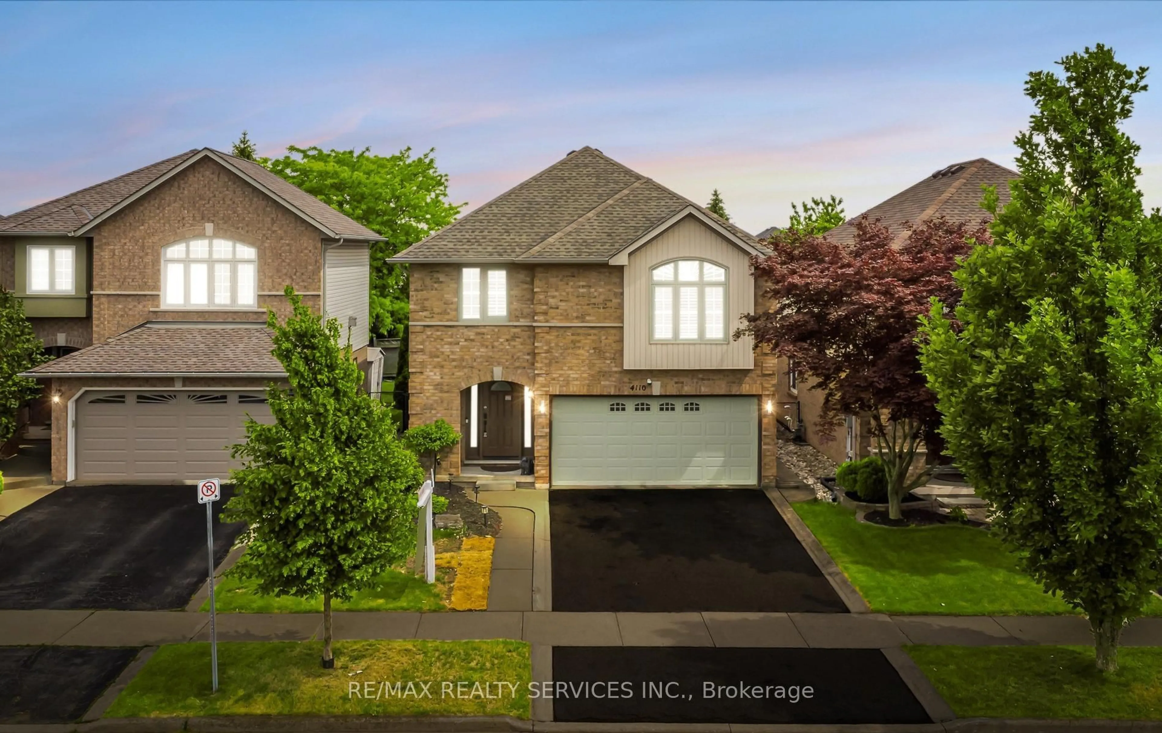 Unknown for 4110 Forest Run Ave, Burlington Ontario L7M 4L7