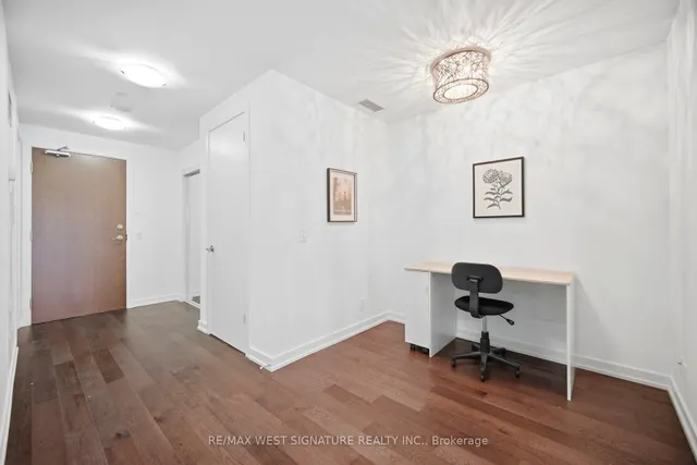 2212 Lake Shore Blvd #711, Toronto 5