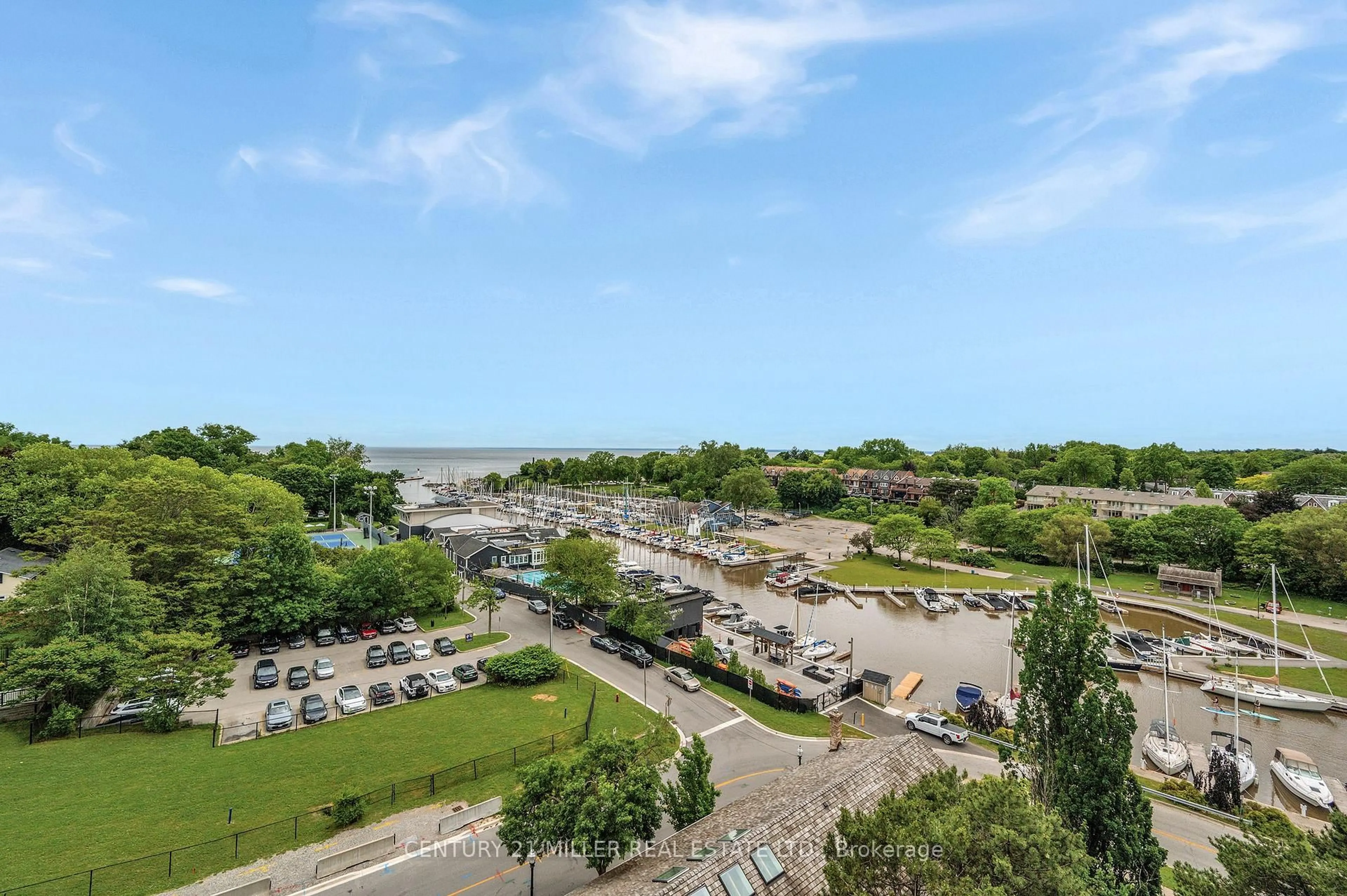A pic from outside/outdoor area/front of a property/back of a property/a pic from drone, water/lake/river/ocean view for 100 Lakeshore Rd #1105, Oakville Ontario L6J 6M9